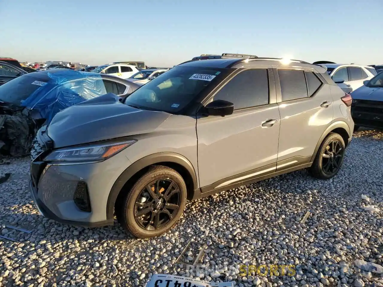 1 Photograph of a damaged car 3N1CP5DV3RL538352 NISSAN KICKS 2024