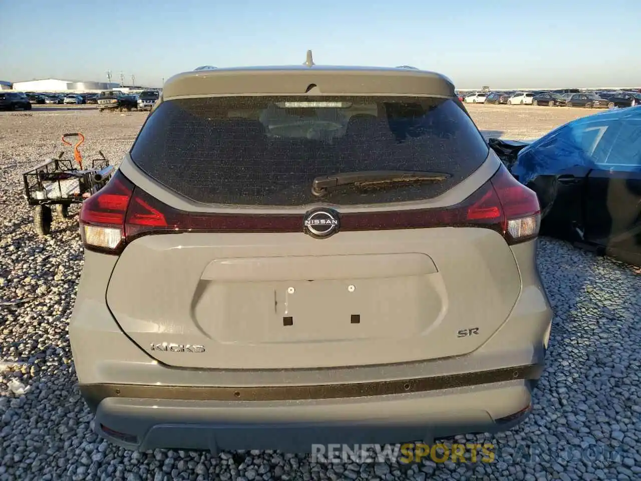 6 Photograph of a damaged car 3N1CP5DV3RL538352 NISSAN KICKS 2024