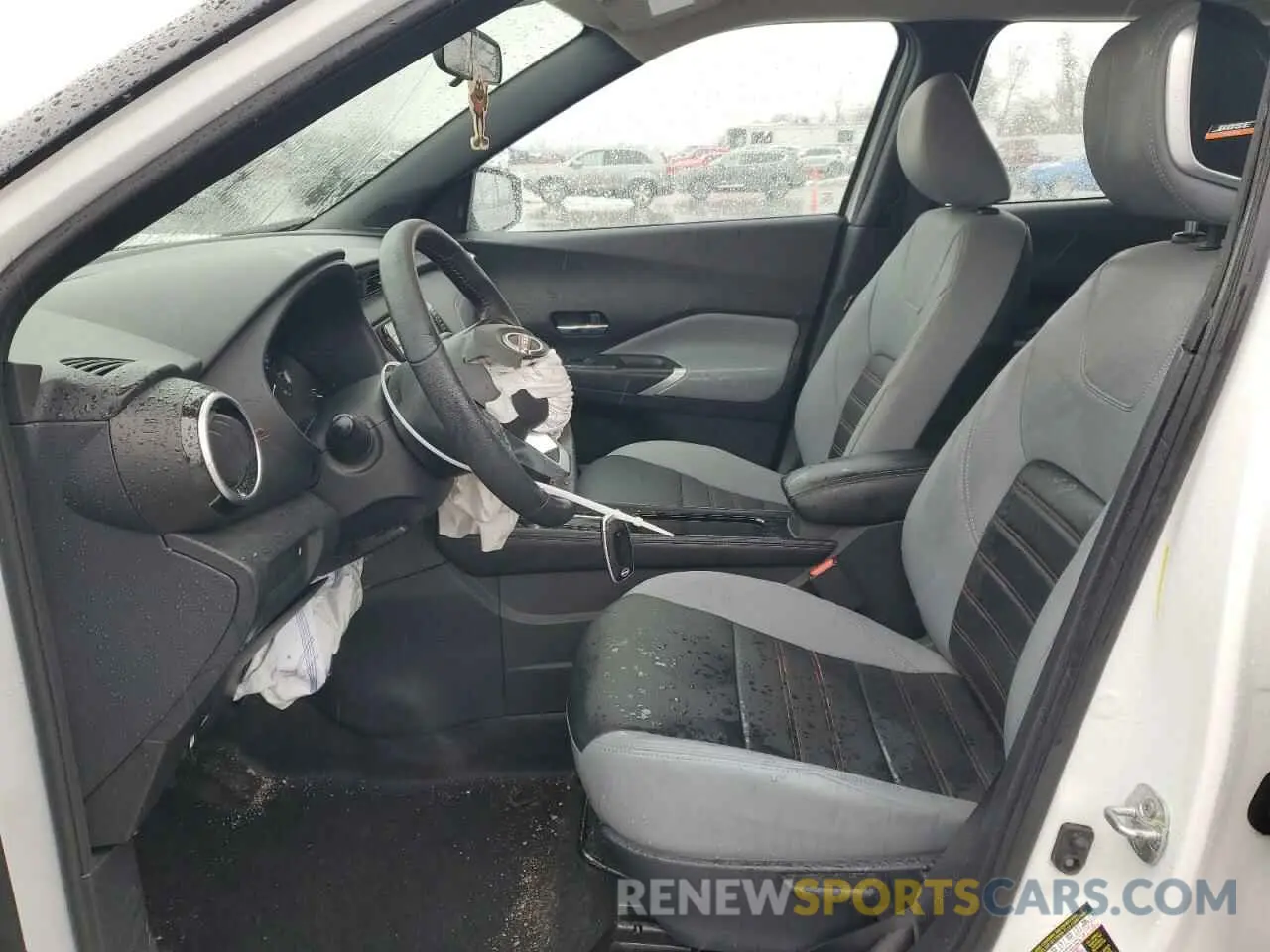 7 Photograph of a damaged car 3N1CP5DV3RL570699 NISSAN KICKS 2024