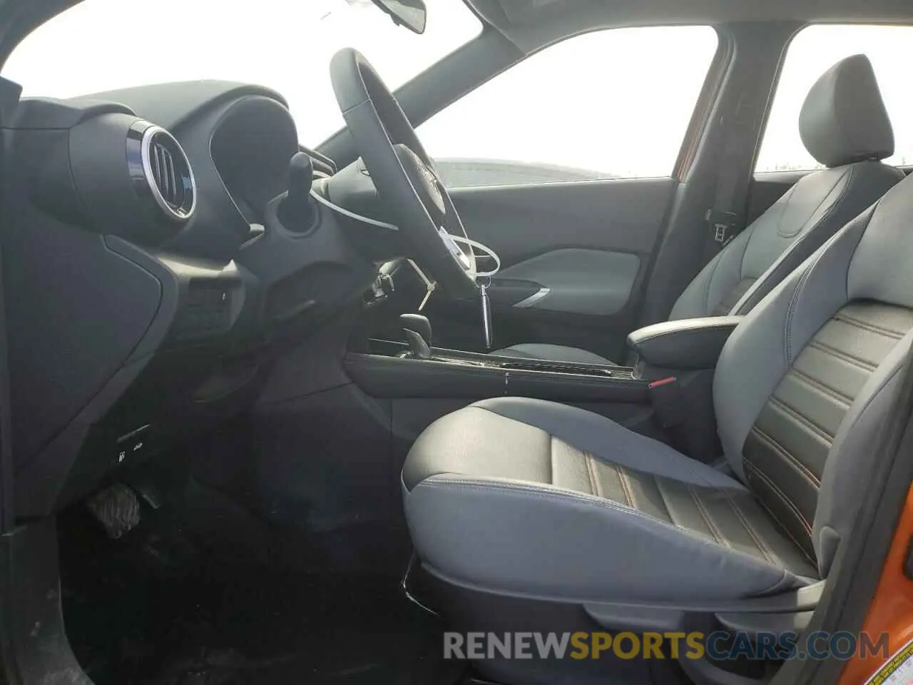 7 Photograph of a damaged car 3N1CP5DV4RL501584 NISSAN KICKS 2024
