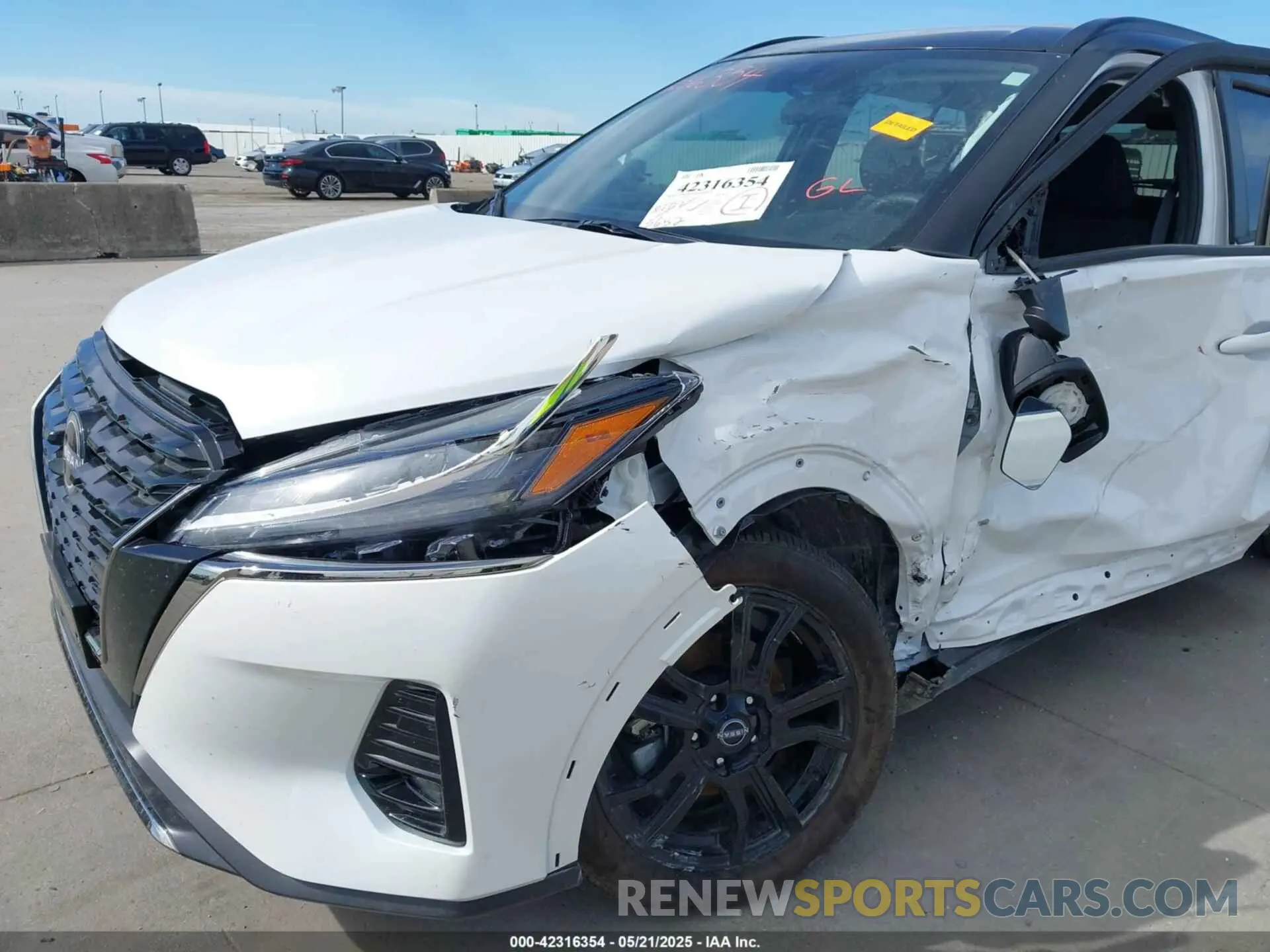 6 Photograph of a damaged car 3N1CP5DV4RL539932 NISSAN KICKS 2024