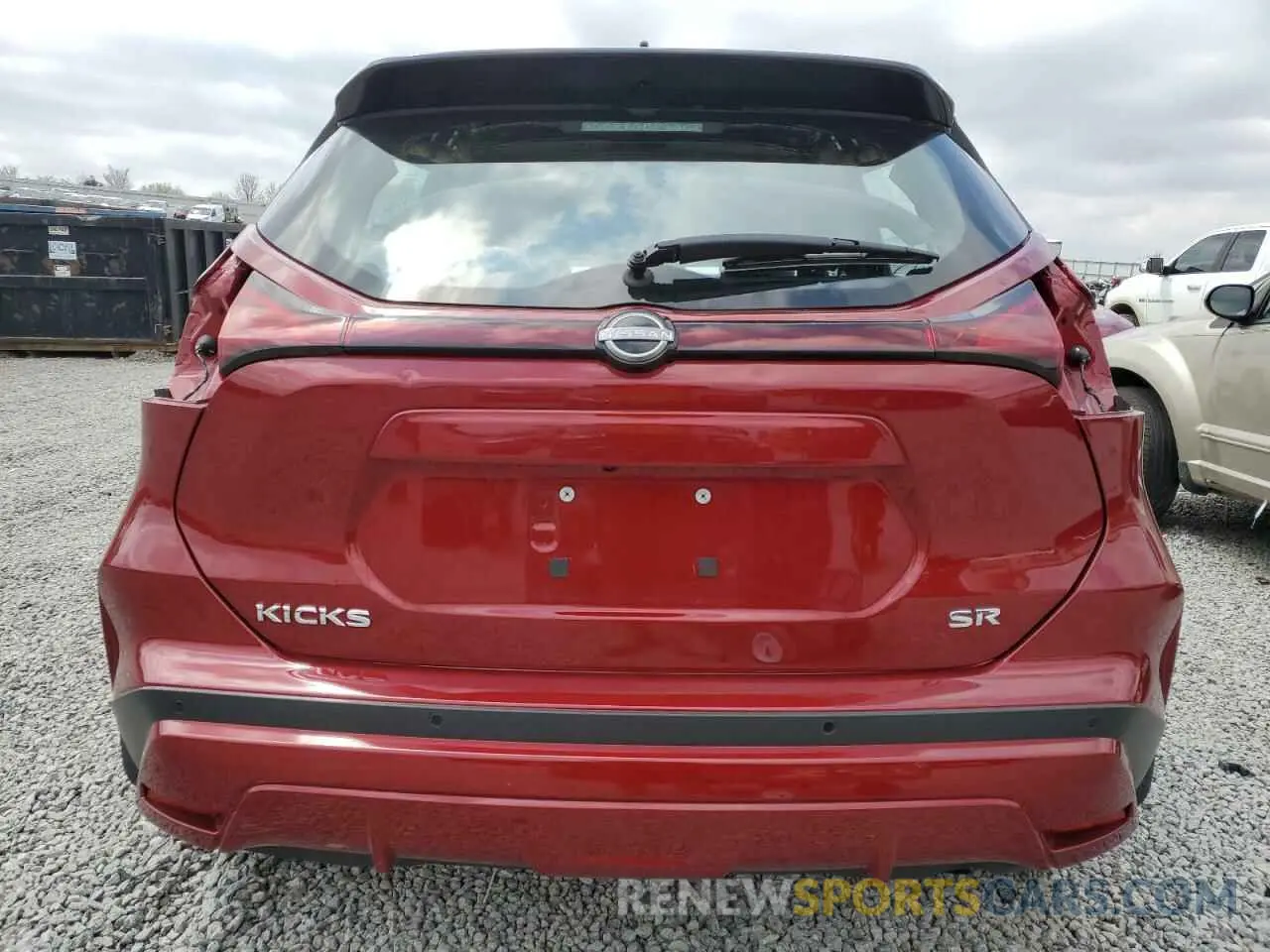 6 Photograph of a damaged car 3N1CP5DV4RL549571 NISSAN KICKS 2024