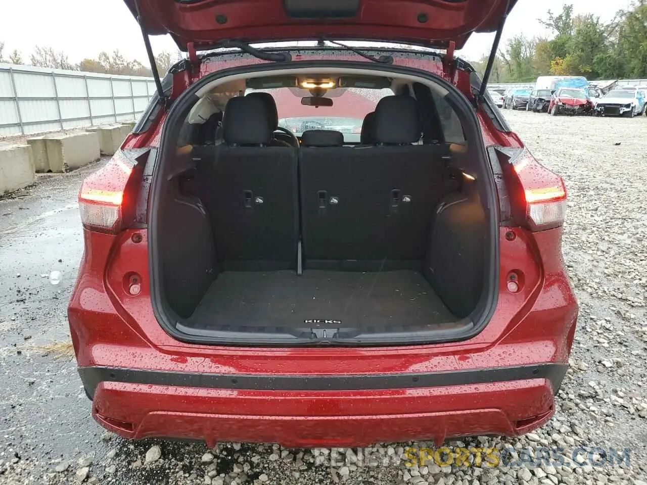 6 Photograph of a damaged car 3N1CP5DV5RL475710 NISSAN KICKS 2024