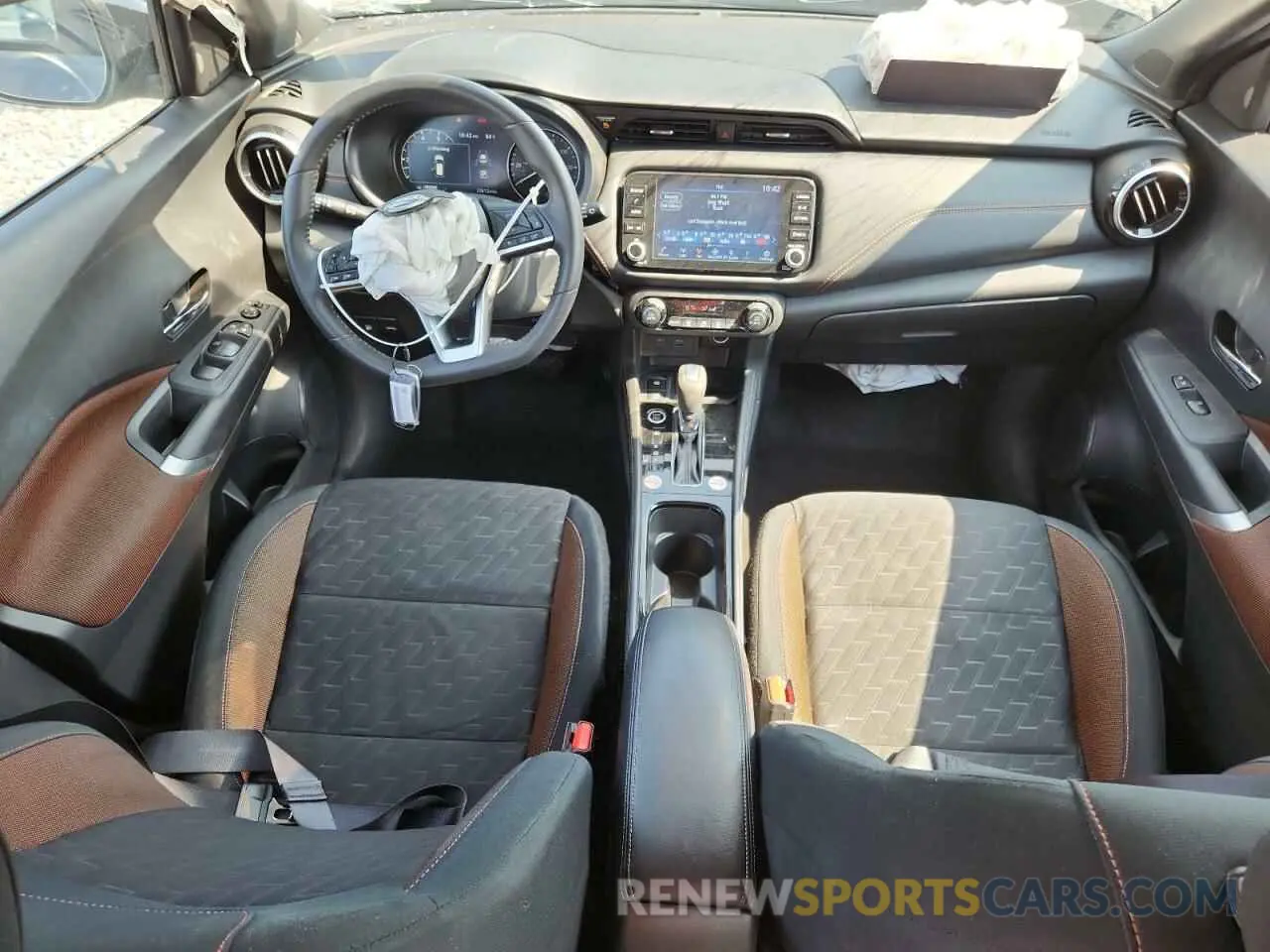 8 Photograph of a damaged car 3N1CP5DV5RL518877 NISSAN KICKS 2024