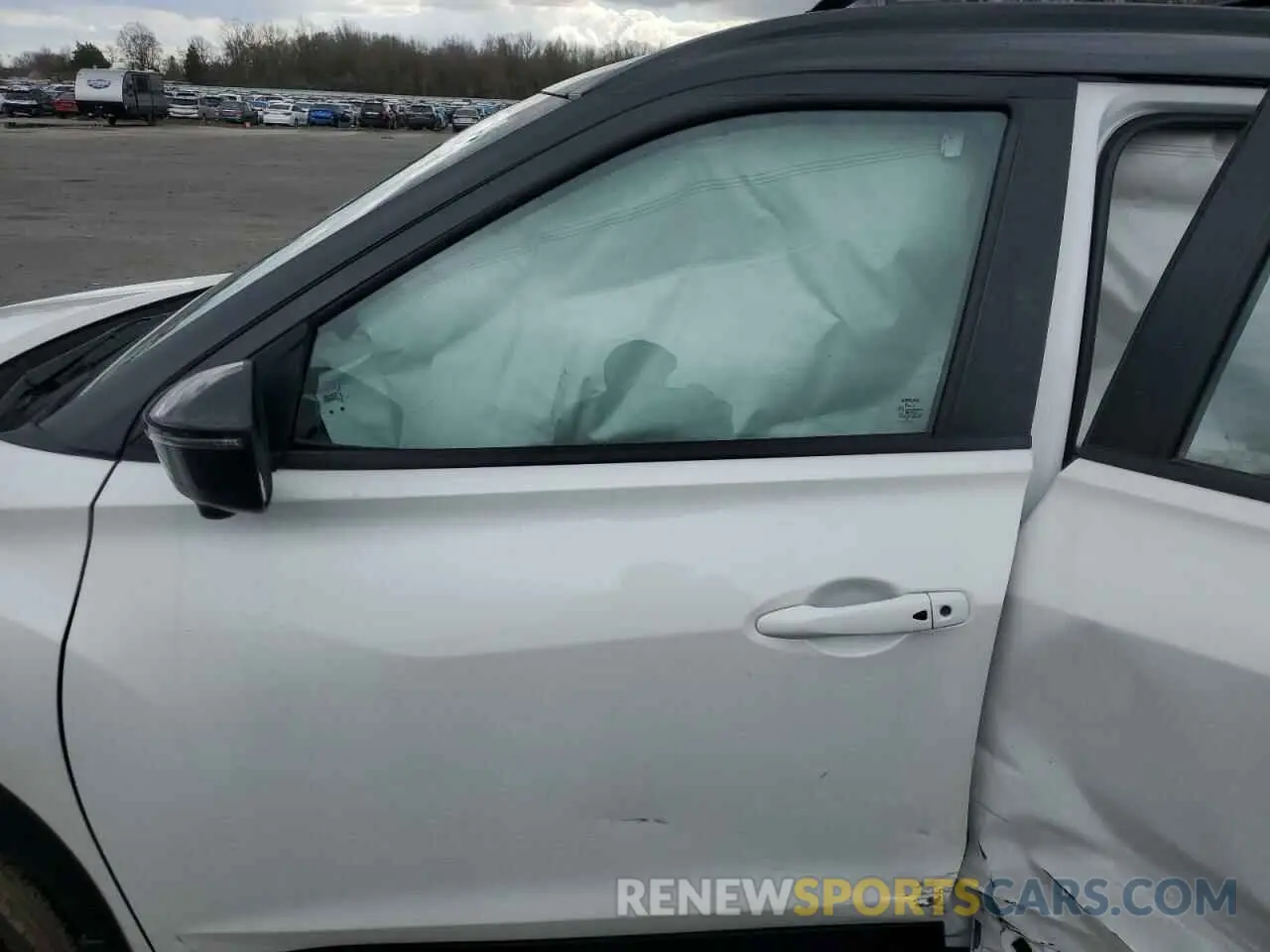7 Photograph of a damaged car 3N1CP5DV5RL526932 NISSAN KICKS 2024