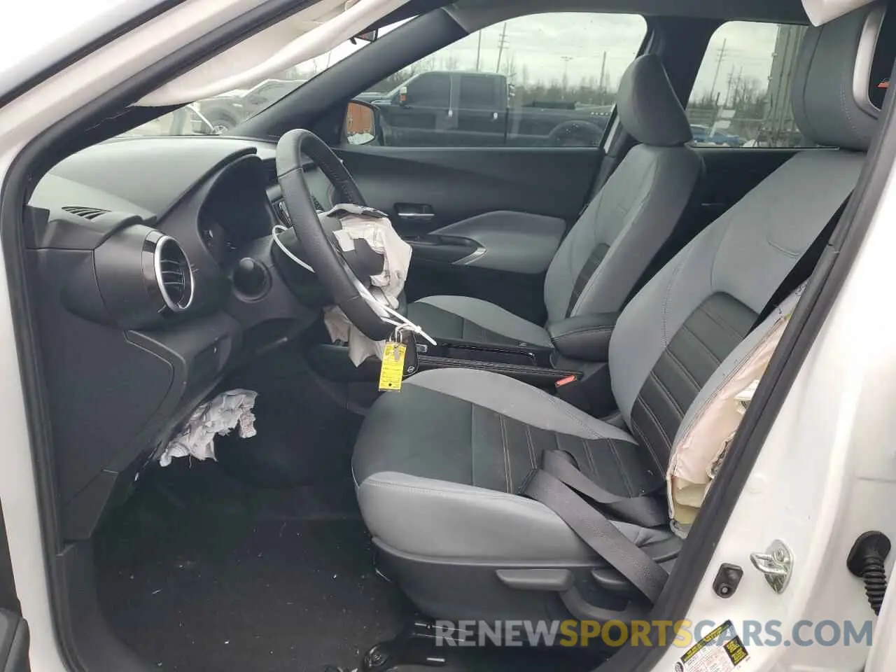 7 Photograph of a damaged car 3N1CP5DV6RL498249 NISSAN KICKS 2024