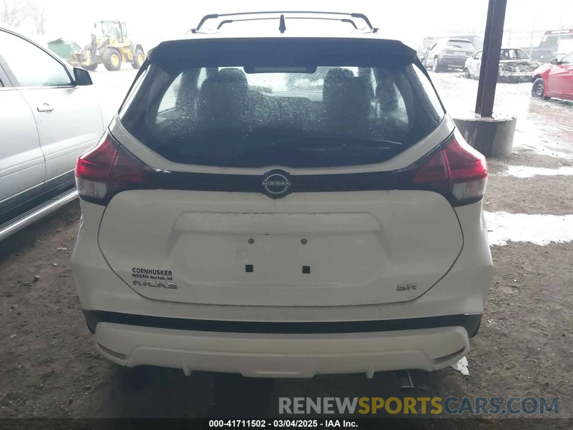 16 Photograph of a damaged car 3N1CP5DV7RL477815 NISSAN KICKS 2024