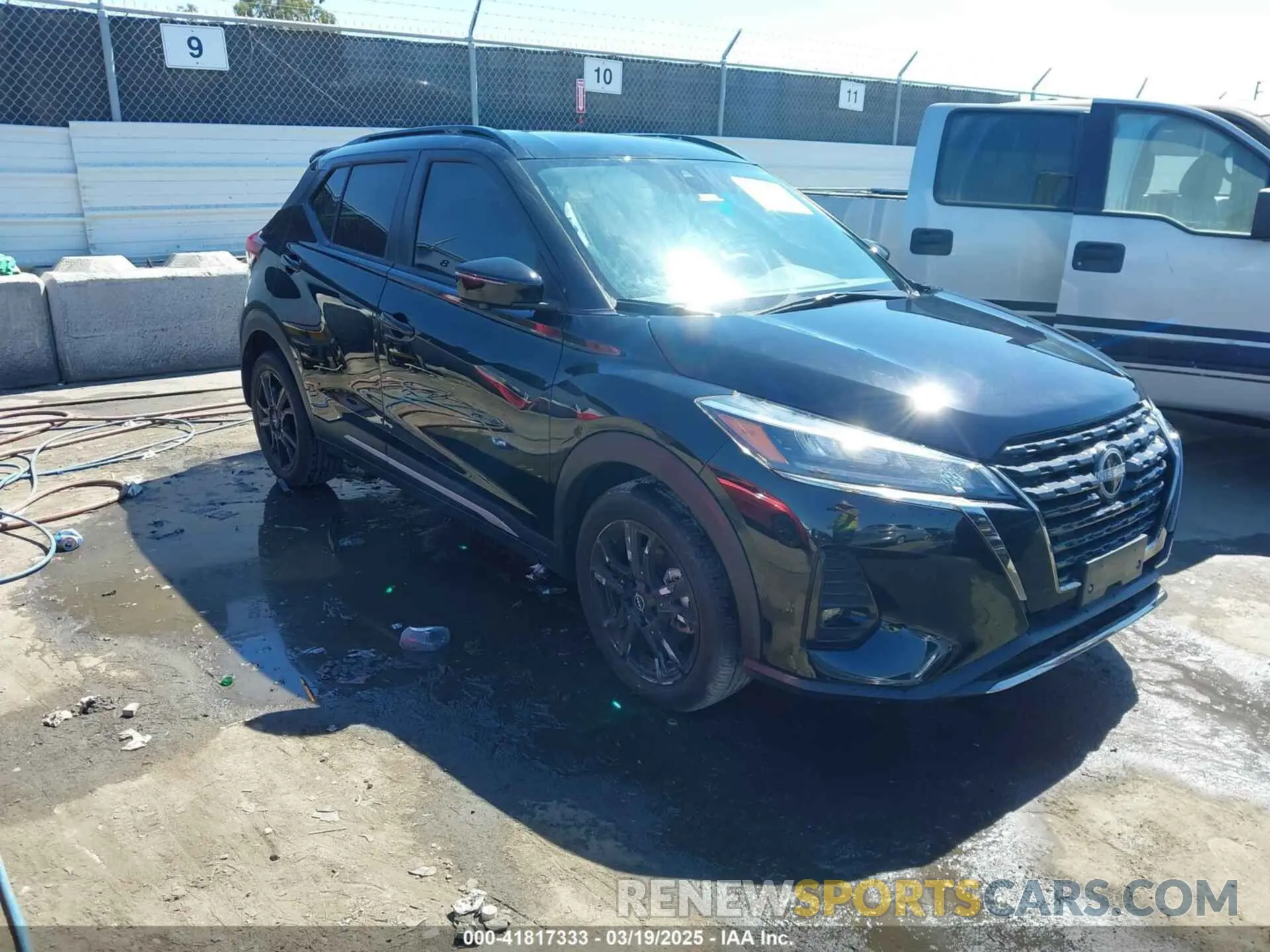 1 Photograph of a damaged car 3N1CP5DV7RL490435 NISSAN KICKS 2024