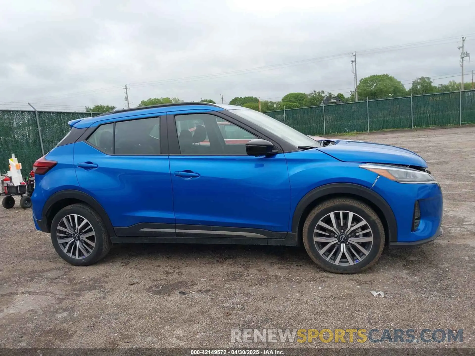 14 Photograph of a damaged car 3N1CP5DV7RL525443 NISSAN KICKS 2024