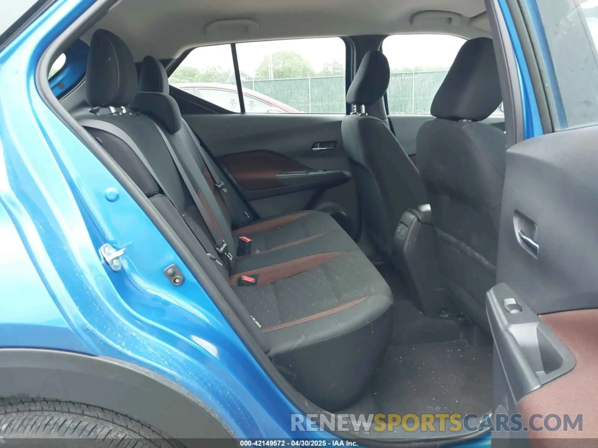 8 Photograph of a damaged car 3N1CP5DV7RL525443 NISSAN KICKS 2024