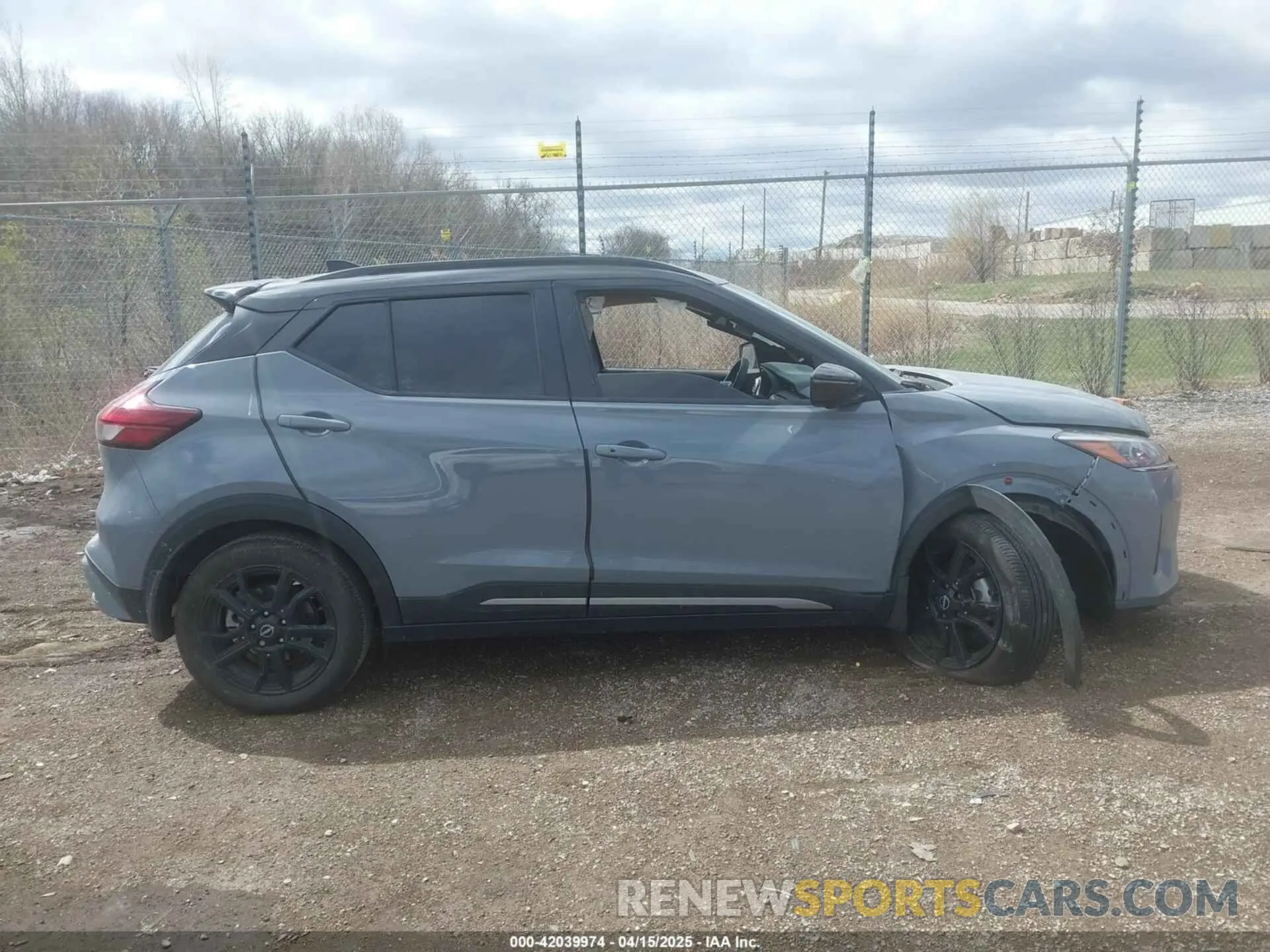 13 Photograph of a damaged car 3N1CP5DV8RL475135 NISSAN KICKS 2024