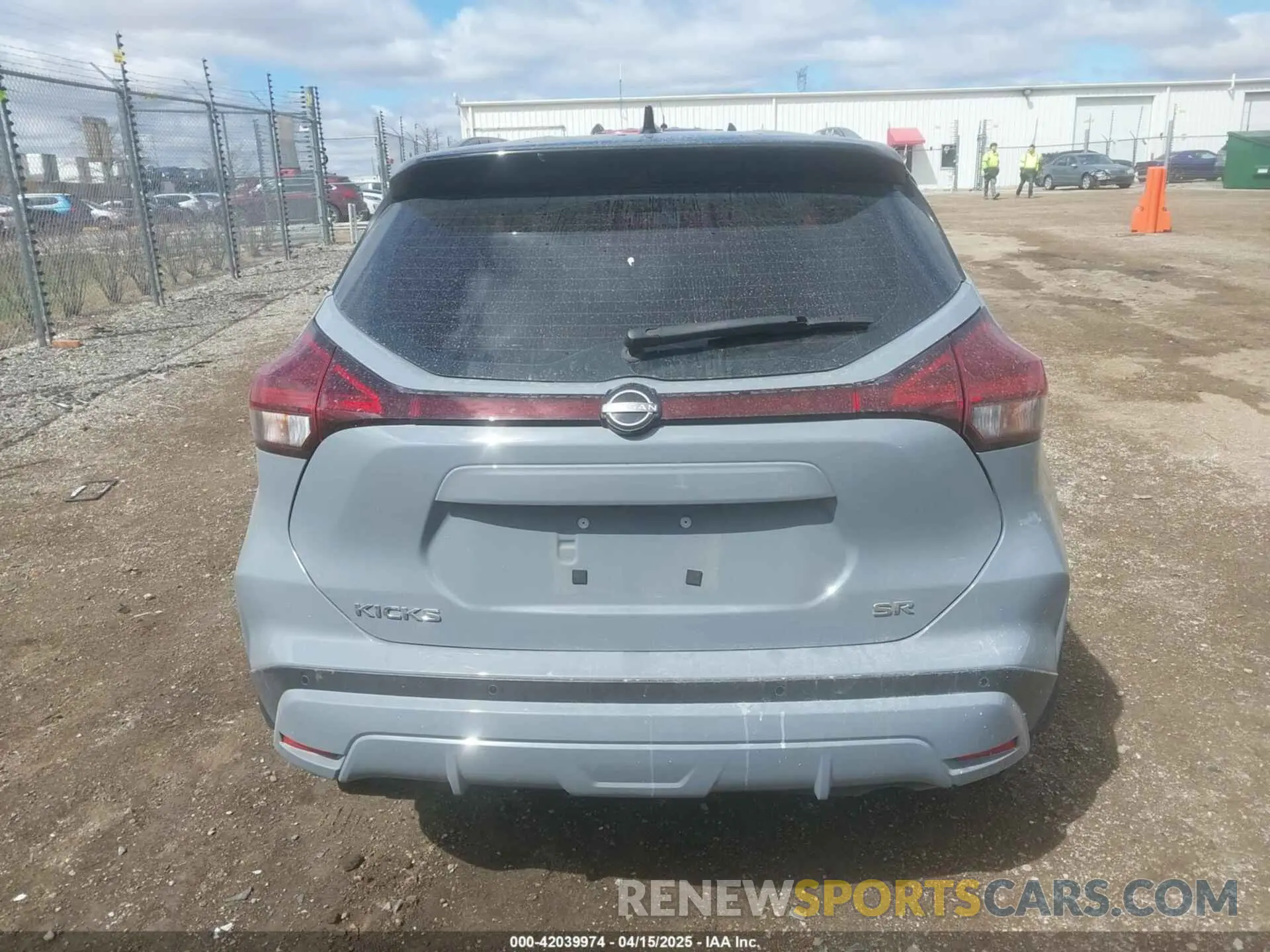 16 Photograph of a damaged car 3N1CP5DV8RL475135 NISSAN KICKS 2024