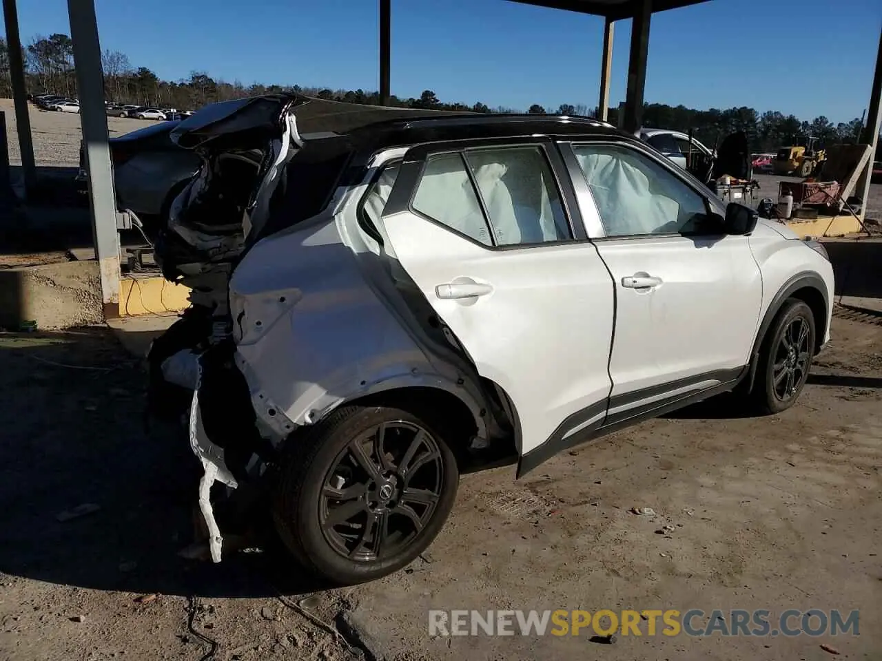 3 Photograph of a damaged car 3N1CP5DV8RL484062 NISSAN KICKS 2024
