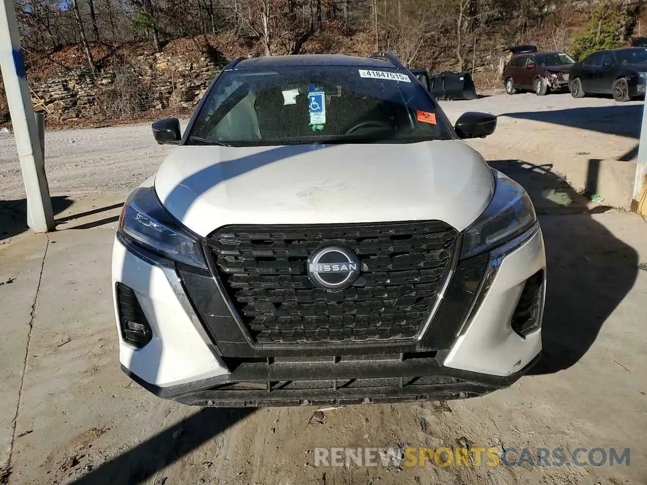 5 Photograph of a damaged car 3N1CP5DV8RL484062 NISSAN KICKS 2024