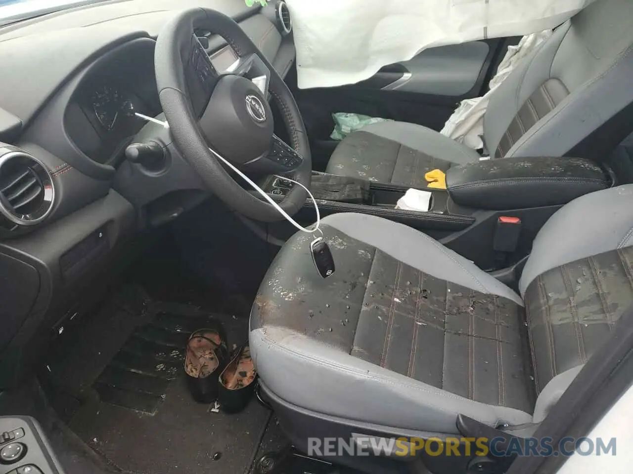7 Photograph of a damaged car 3N1CP5DV8RL484062 NISSAN KICKS 2024