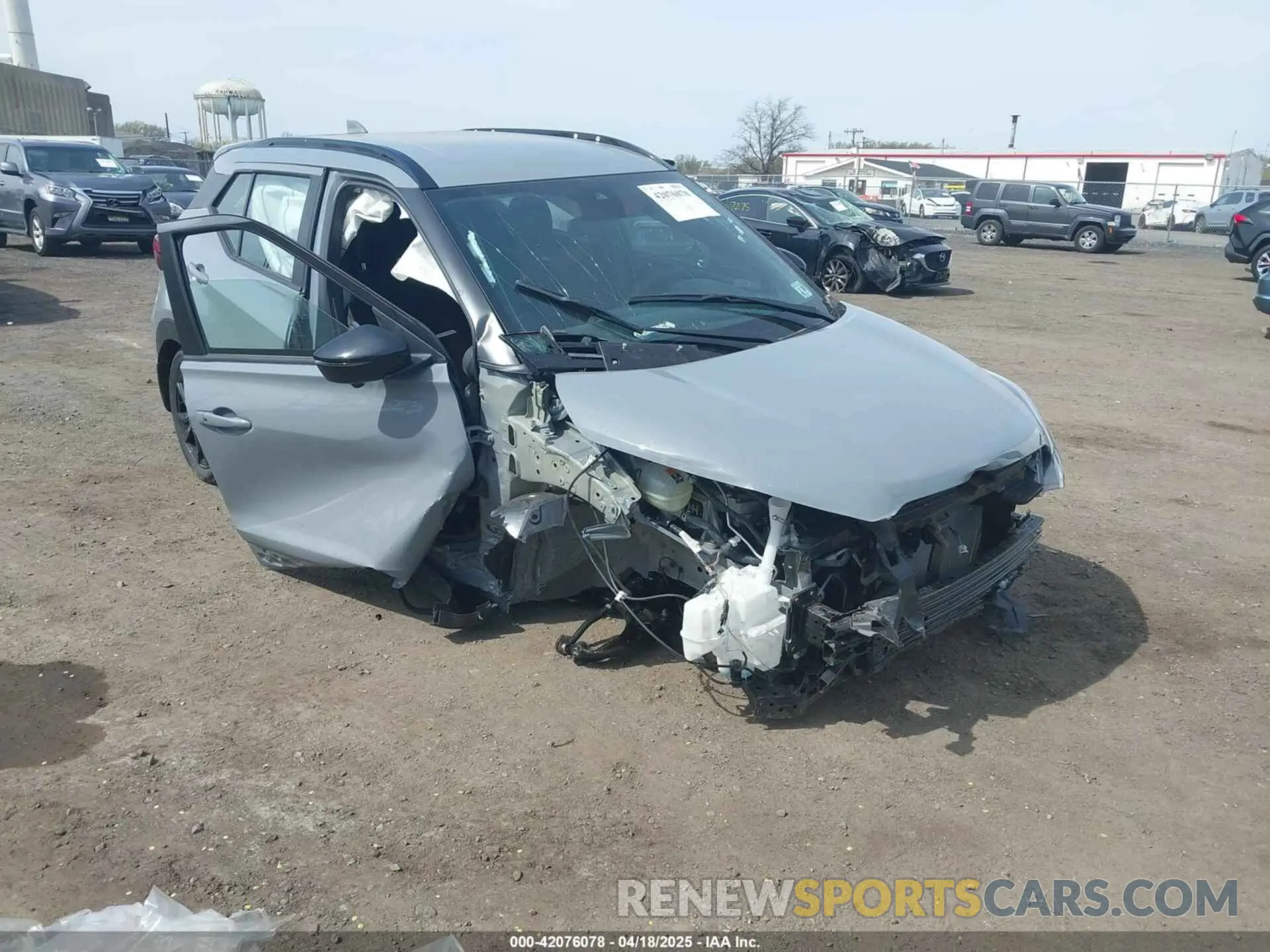 1 Photograph of a damaged car 3N1CP5DV8RL532353 NISSAN KICKS 2024