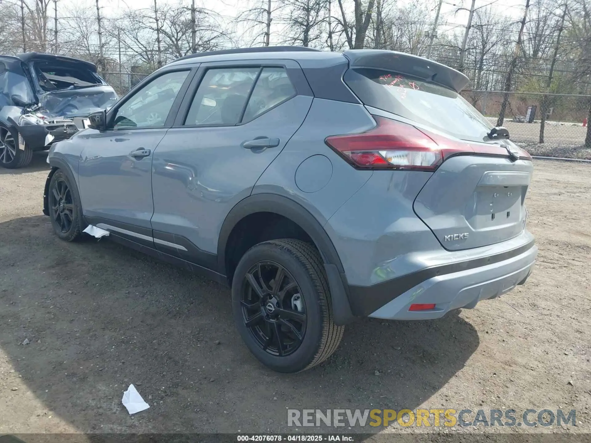 3 Photograph of a damaged car 3N1CP5DV8RL532353 NISSAN KICKS 2024