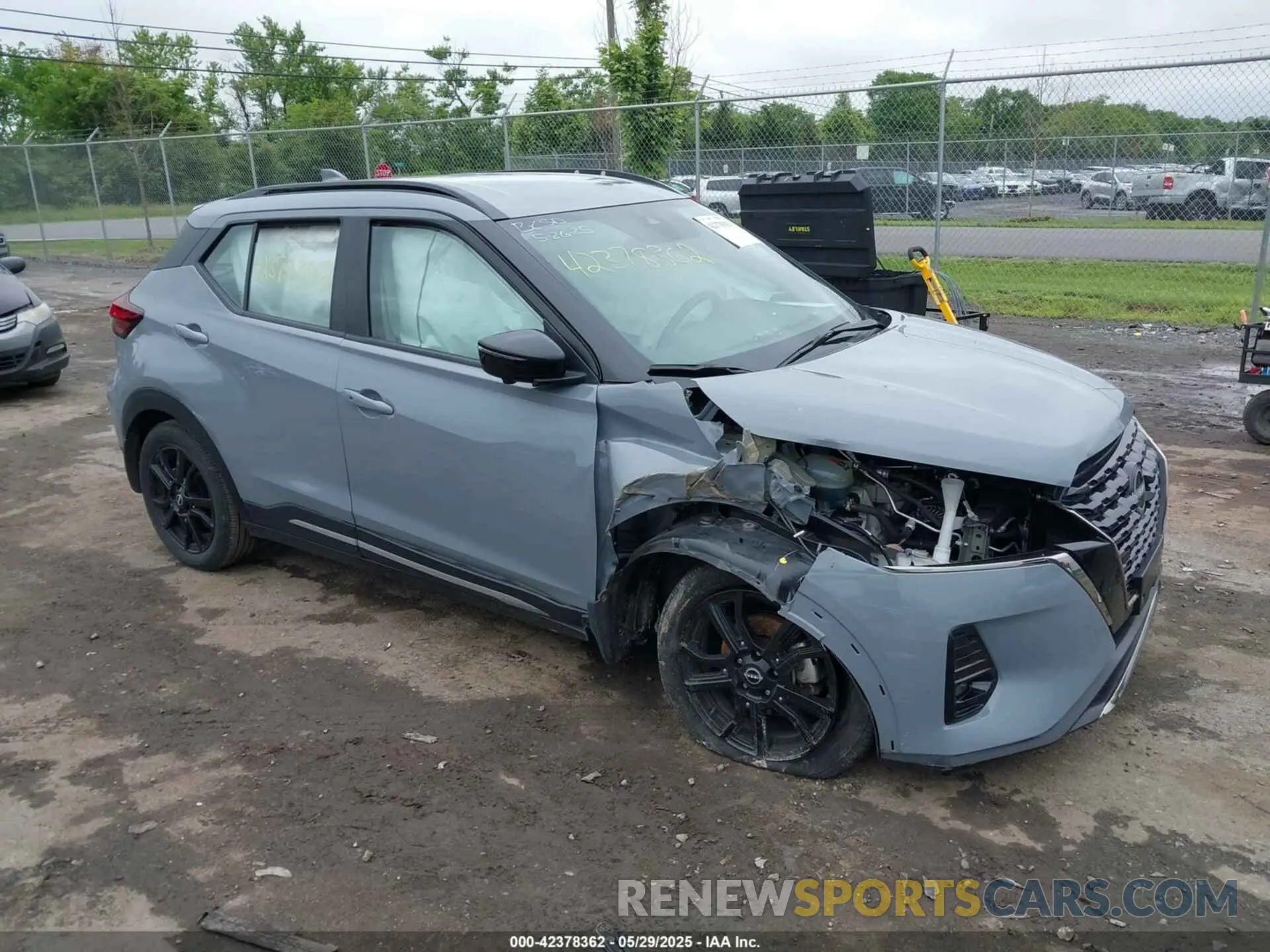 1 Photograph of a damaged car 3N1CP5DV9RL473362 NISSAN KICKS 2024