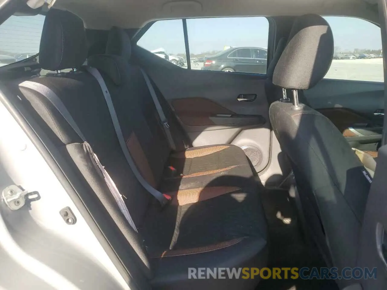 11 Photograph of a damaged car 3N1CP5DV9RL485334 NISSAN KICKS 2024
