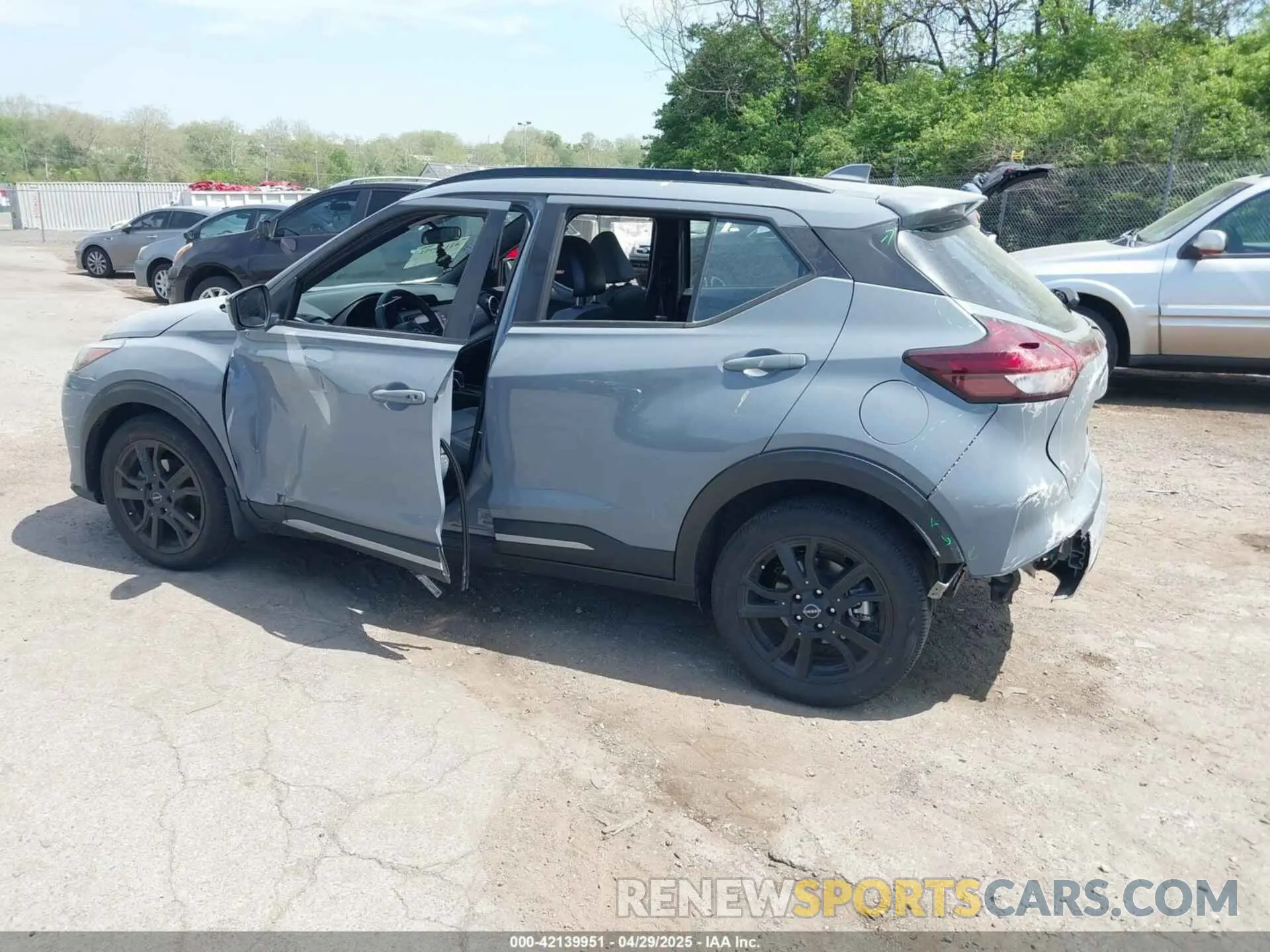 3 Photograph of a damaged car 3N1CP5DV9RL494244 NISSAN KICKS 2024