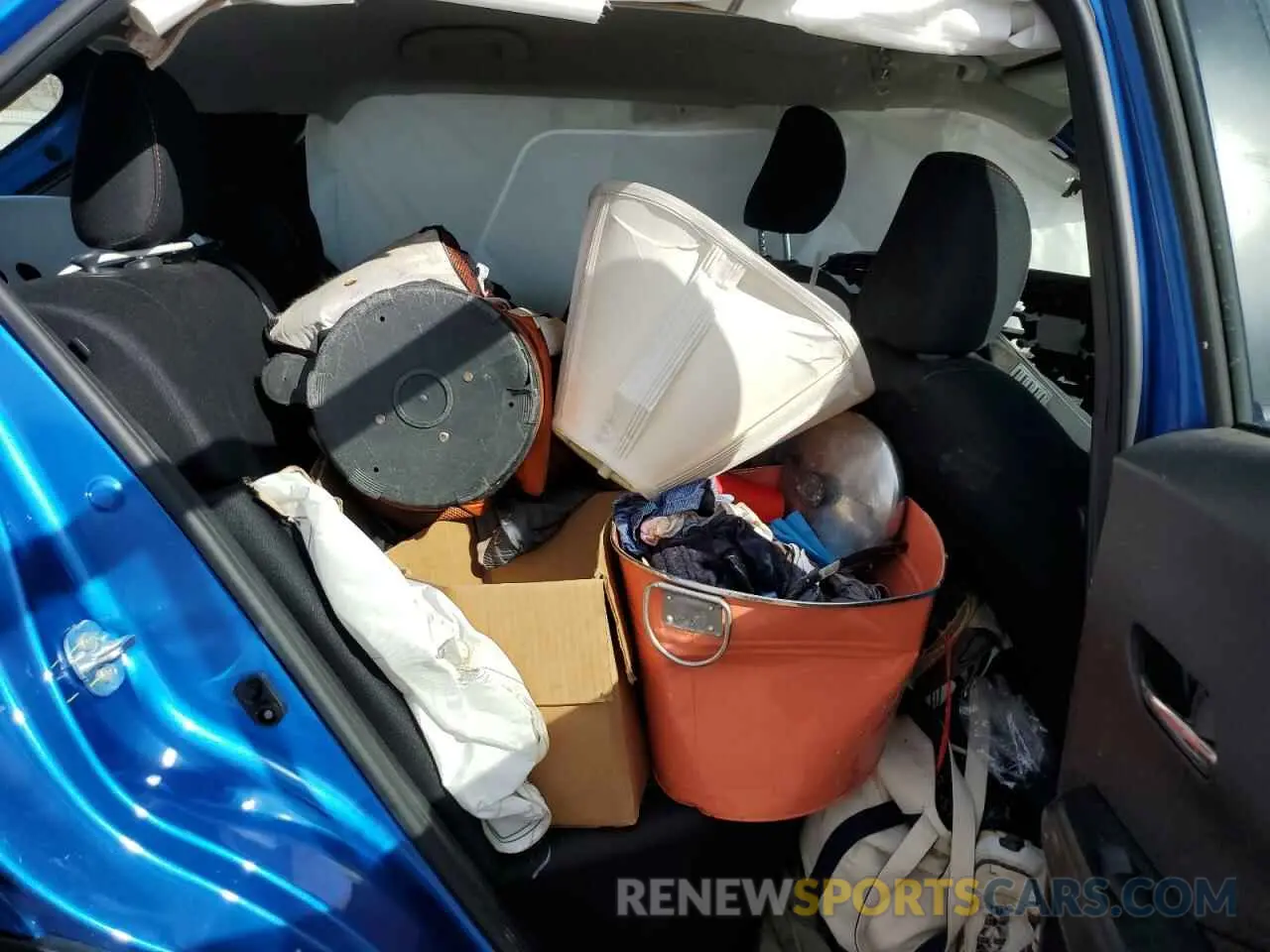 10 Photograph of a damaged car 3N1CP5DV9RL562090 NISSAN KICKS 2024