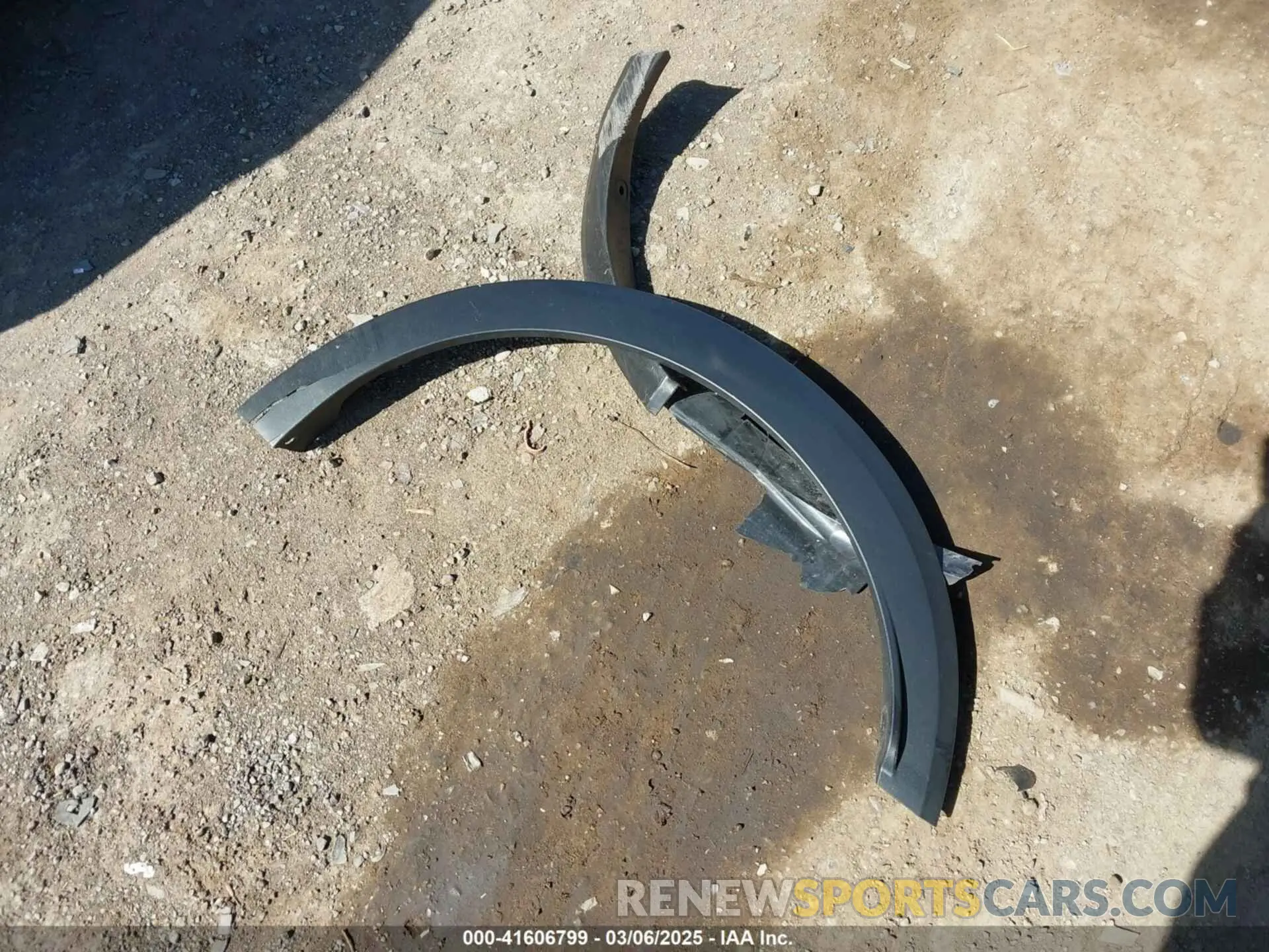 12 Photograph of a damaged car 3N1CP5DVXRL570408 NISSAN KICKS 2024