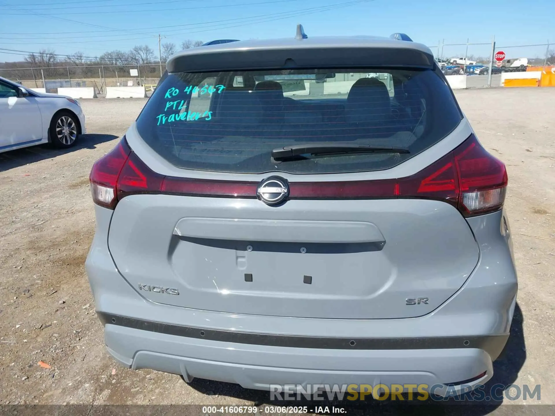 17 Photograph of a damaged car 3N1CP5DVXRL570408 NISSAN KICKS 2024