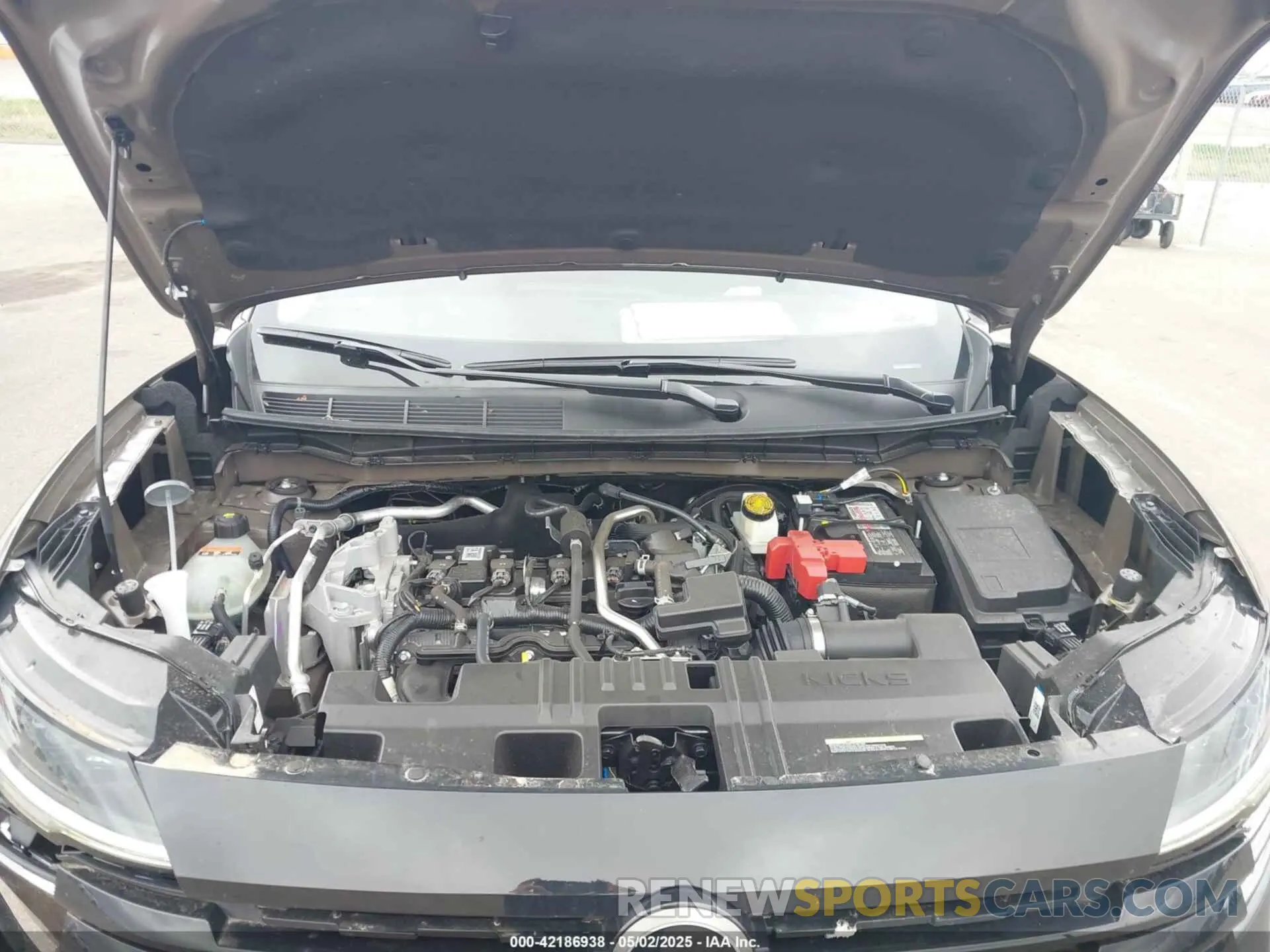 10 Photograph of a damaged car 3N8AP6BA0SL305890 NISSAN KICKS 2025