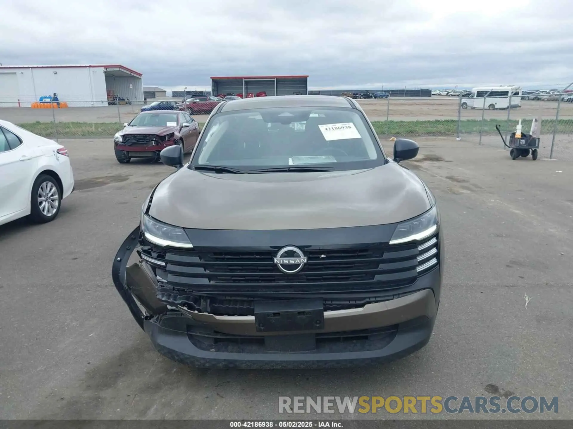 12 Photograph of a damaged car 3N8AP6BA0SL305890 NISSAN KICKS 2025