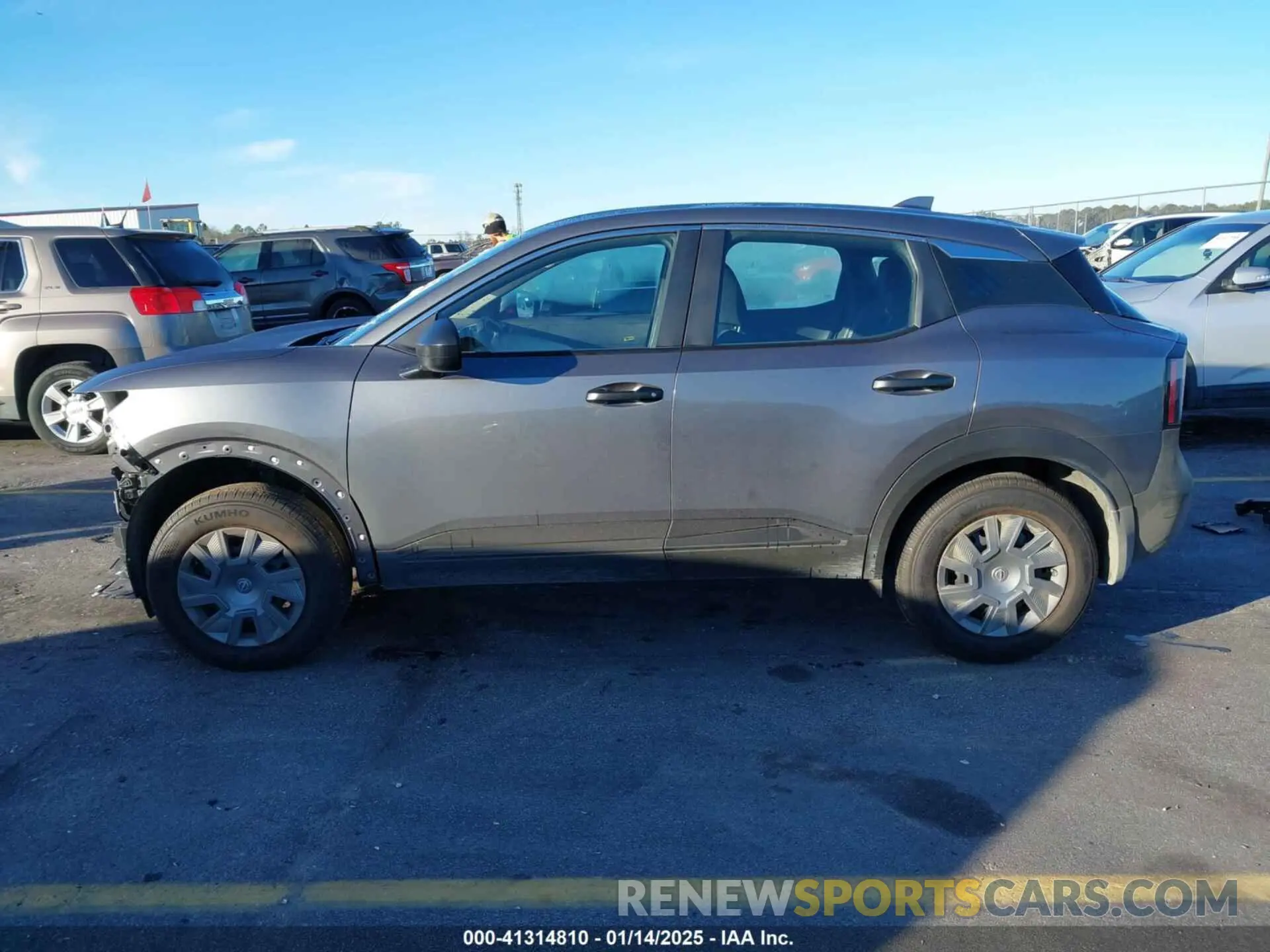 15 Photograph of a damaged car 3N8AP6BA0SL306781 NISSAN KICKS 2025