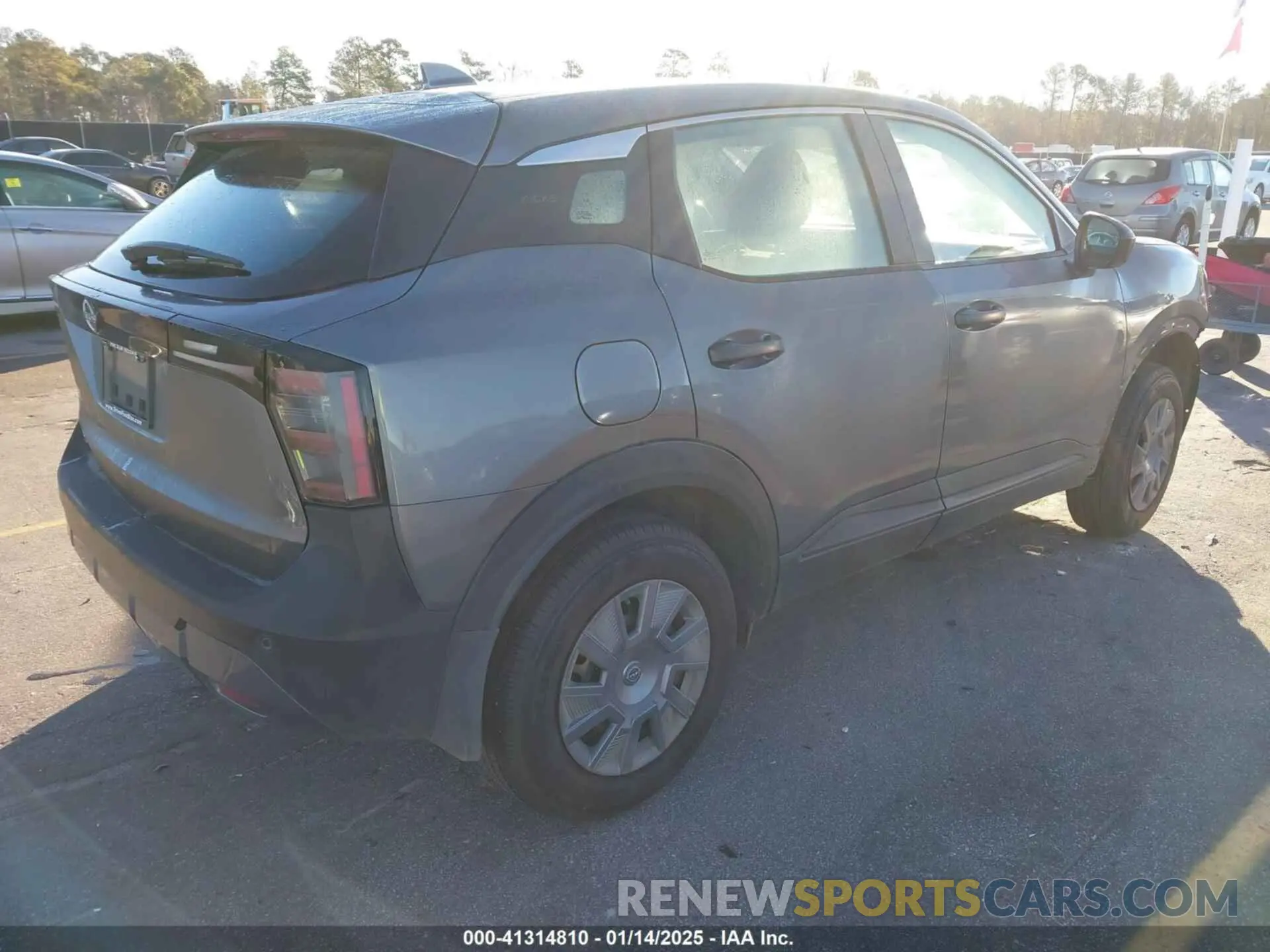 4 Photograph of a damaged car 3N8AP6BA0SL306781 NISSAN KICKS 2025