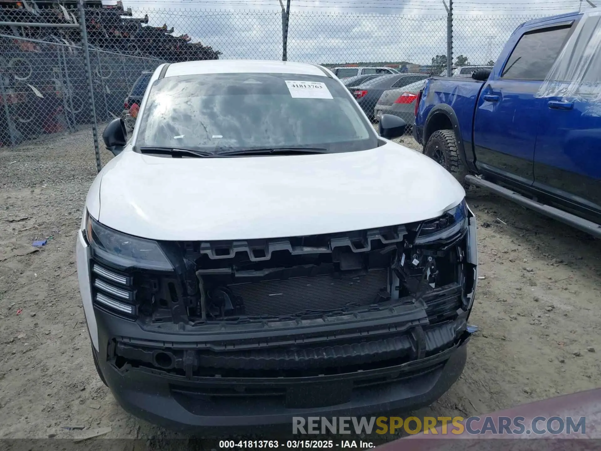 13 Photograph of a damaged car 3N8AP6BA1SL306207 NISSAN KICKS 2025