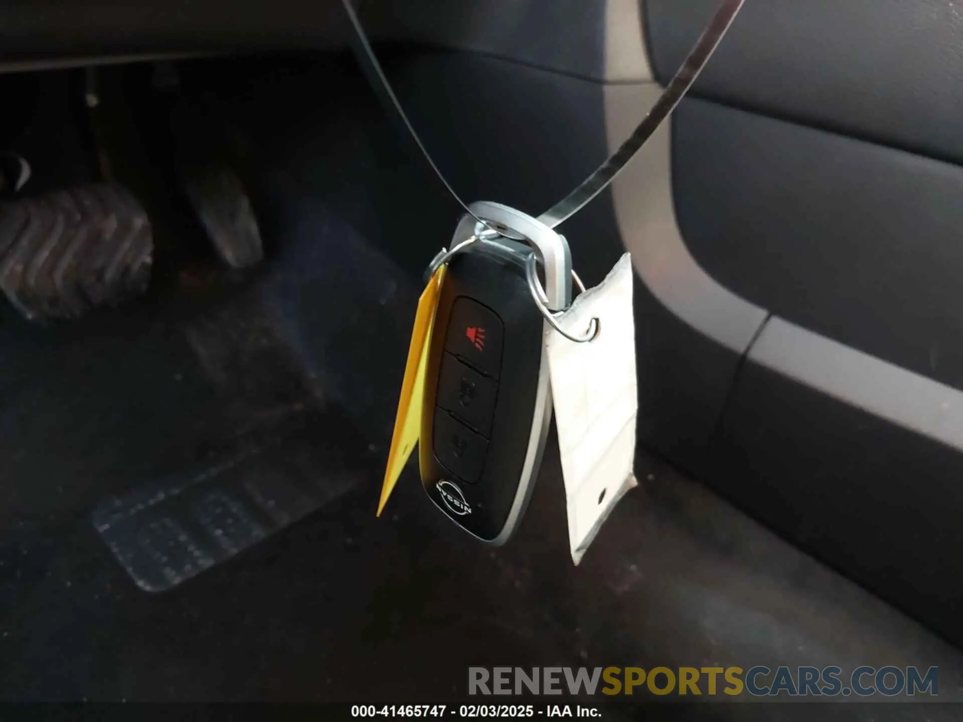 11 Photograph of a damaged car 3N8AP6BA1SL314811 NISSAN KICKS 2025