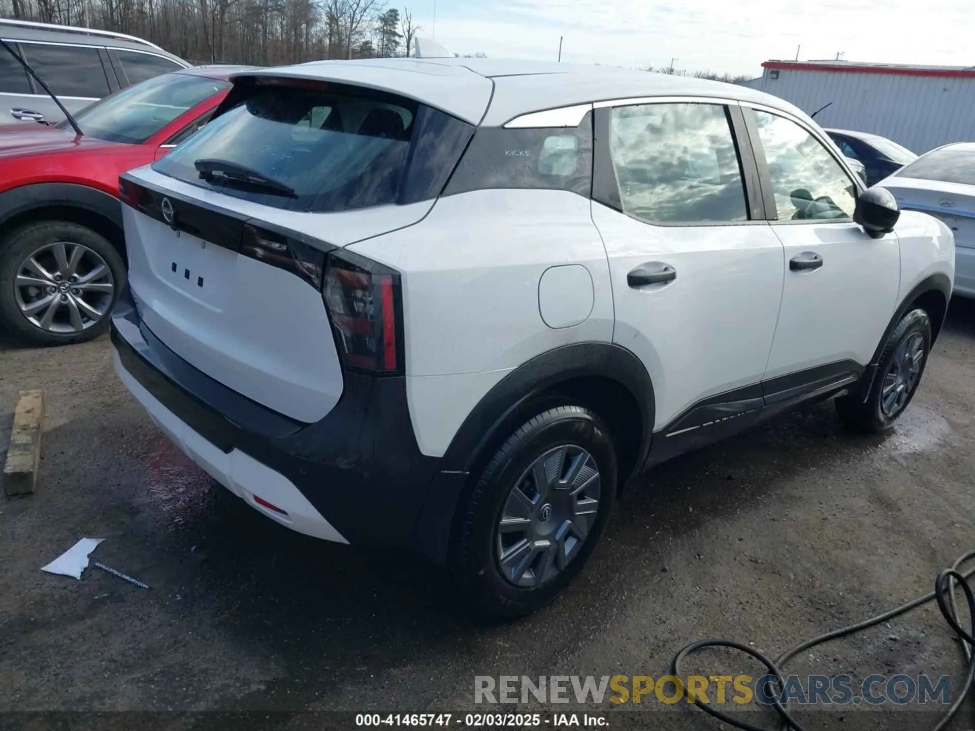4 Photograph of a damaged car 3N8AP6BA1SL314811 NISSAN KICKS 2025