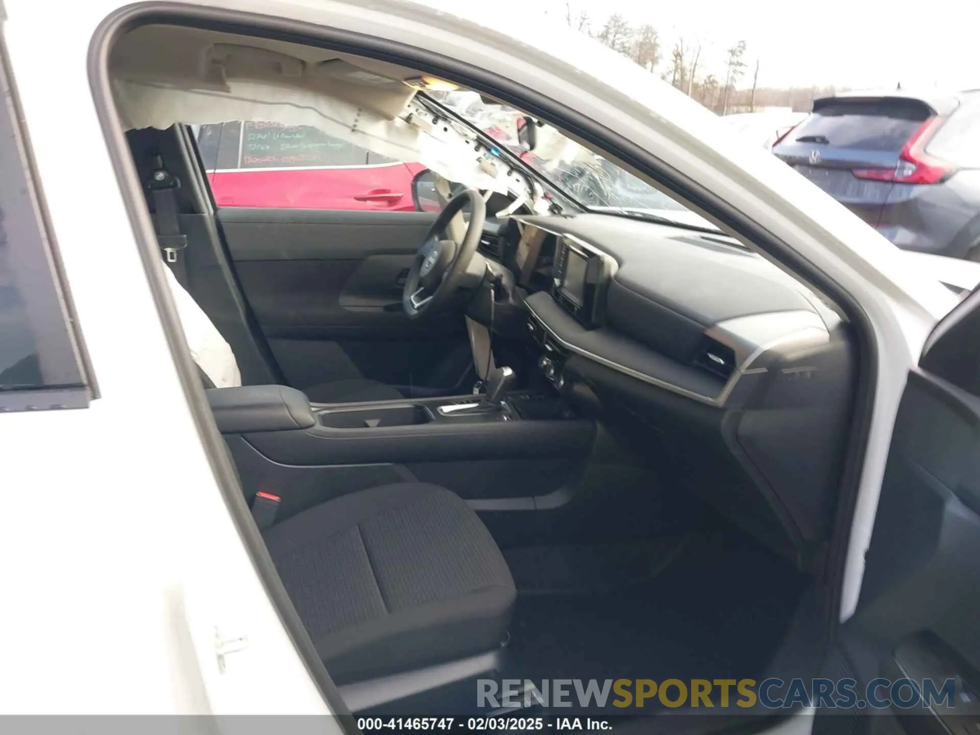 5 Photograph of a damaged car 3N8AP6BA1SL314811 NISSAN KICKS 2025