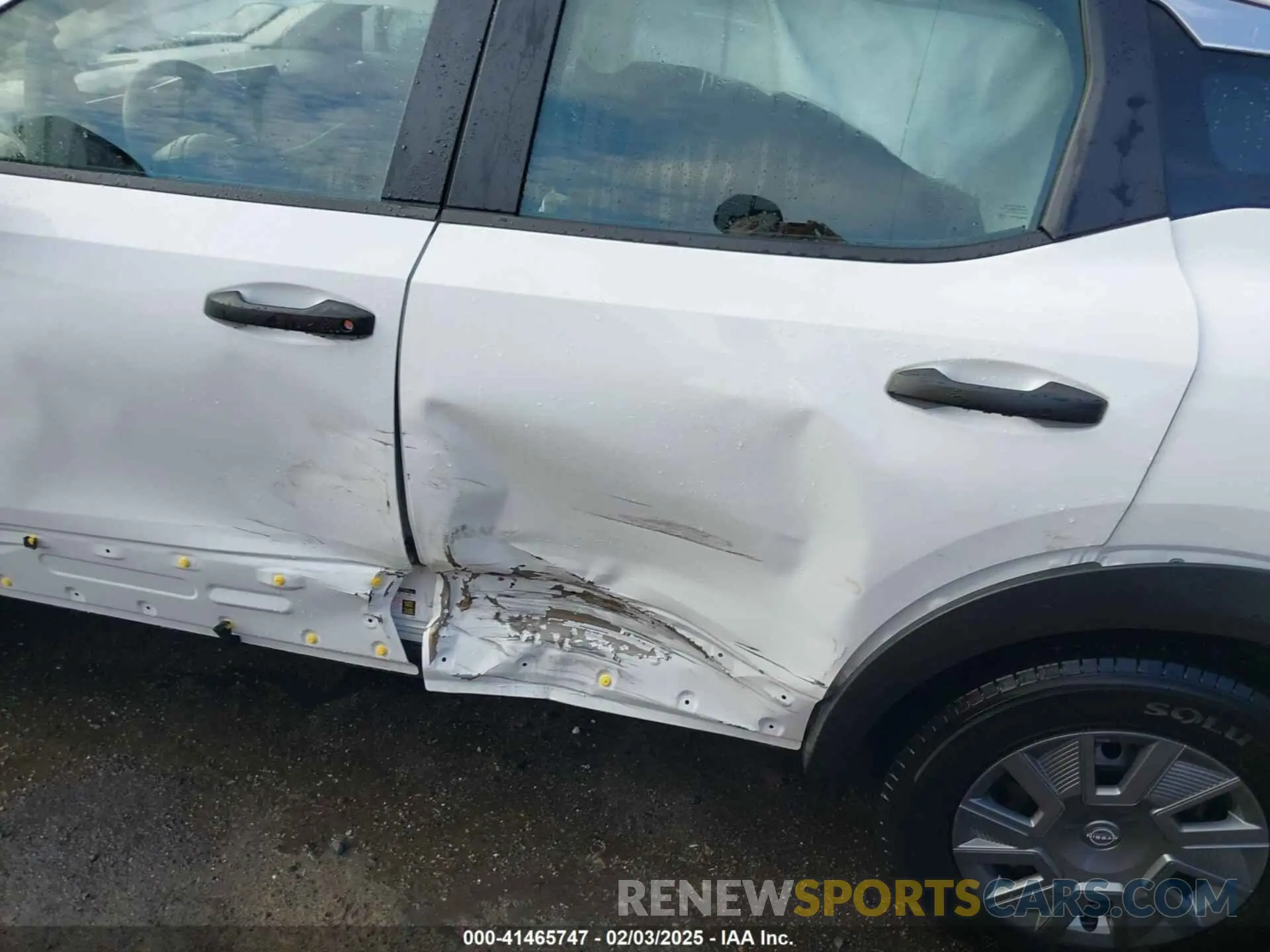 6 Photograph of a damaged car 3N8AP6BA1SL314811 NISSAN KICKS 2025