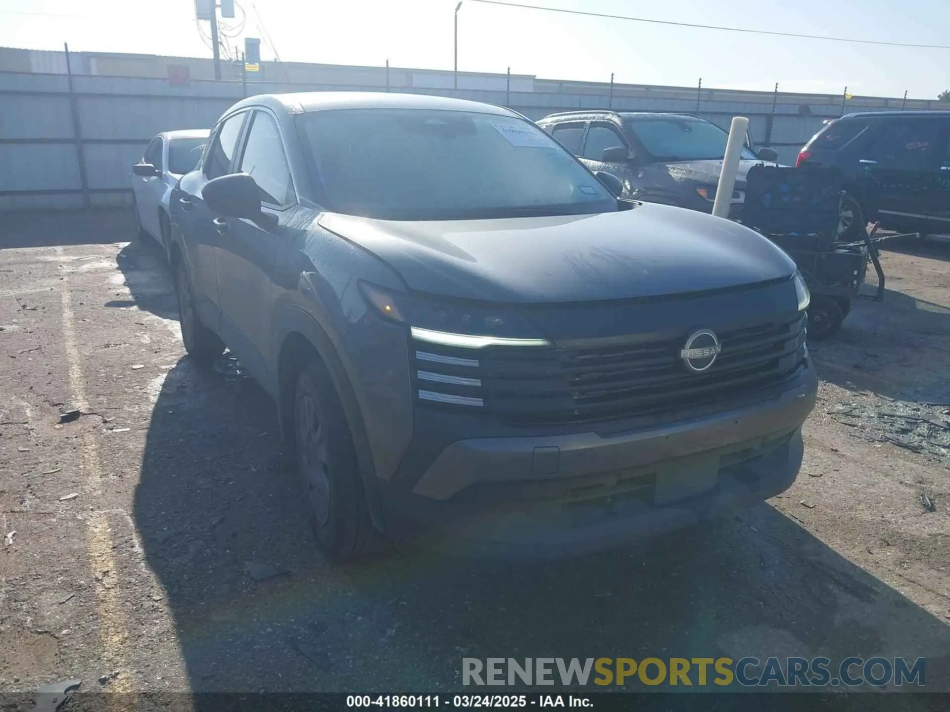 1 Photograph of a damaged car 3N8AP6BA3SL305771 NISSAN KICKS 2025