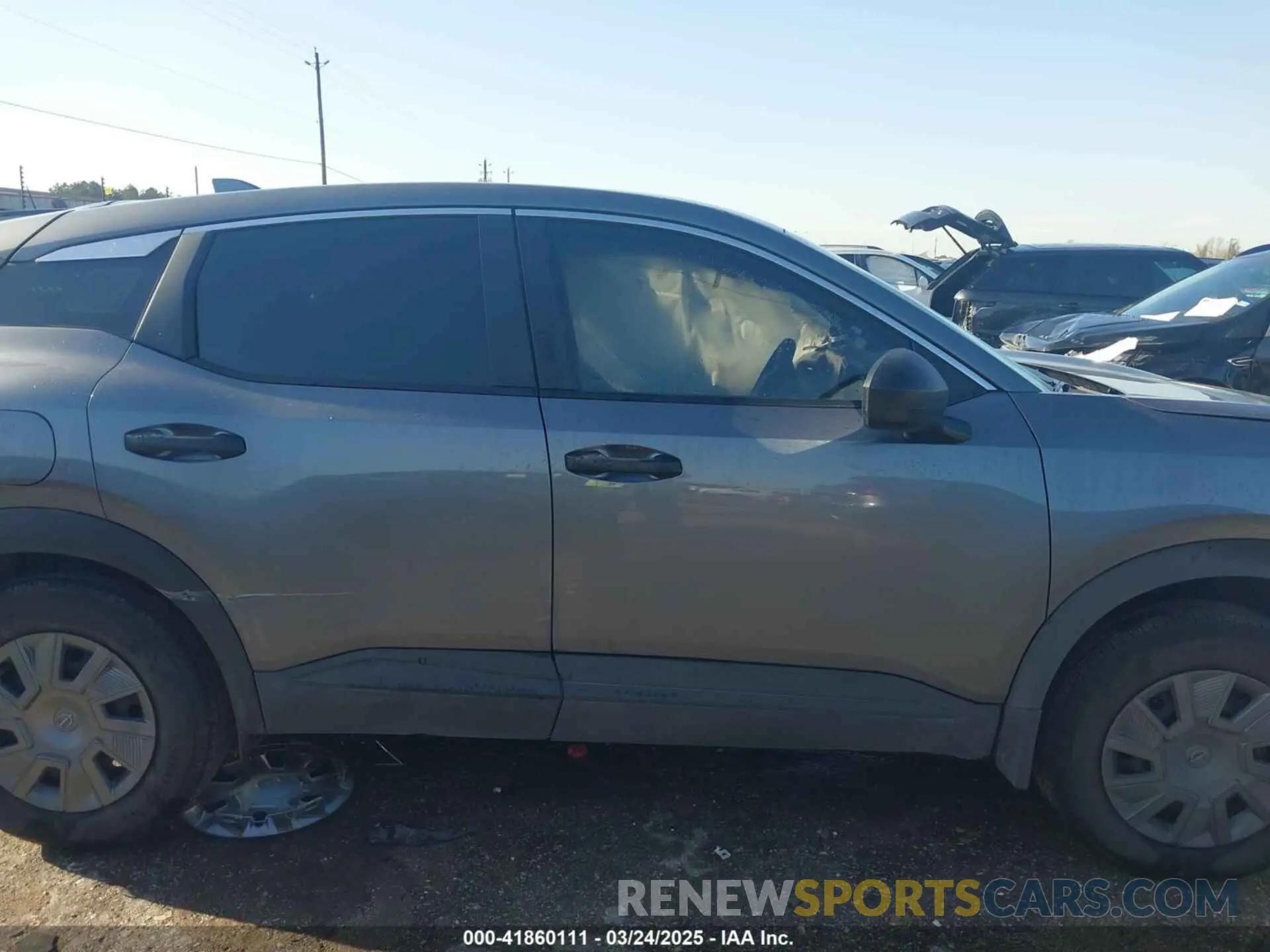 13 Photograph of a damaged car 3N8AP6BA3SL305771 NISSAN KICKS 2025