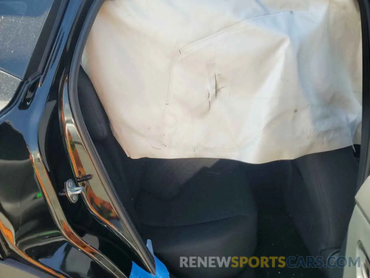 11 Photograph of a damaged car 3N8AP6BA3SL366215 NISSAN KICKS 2025