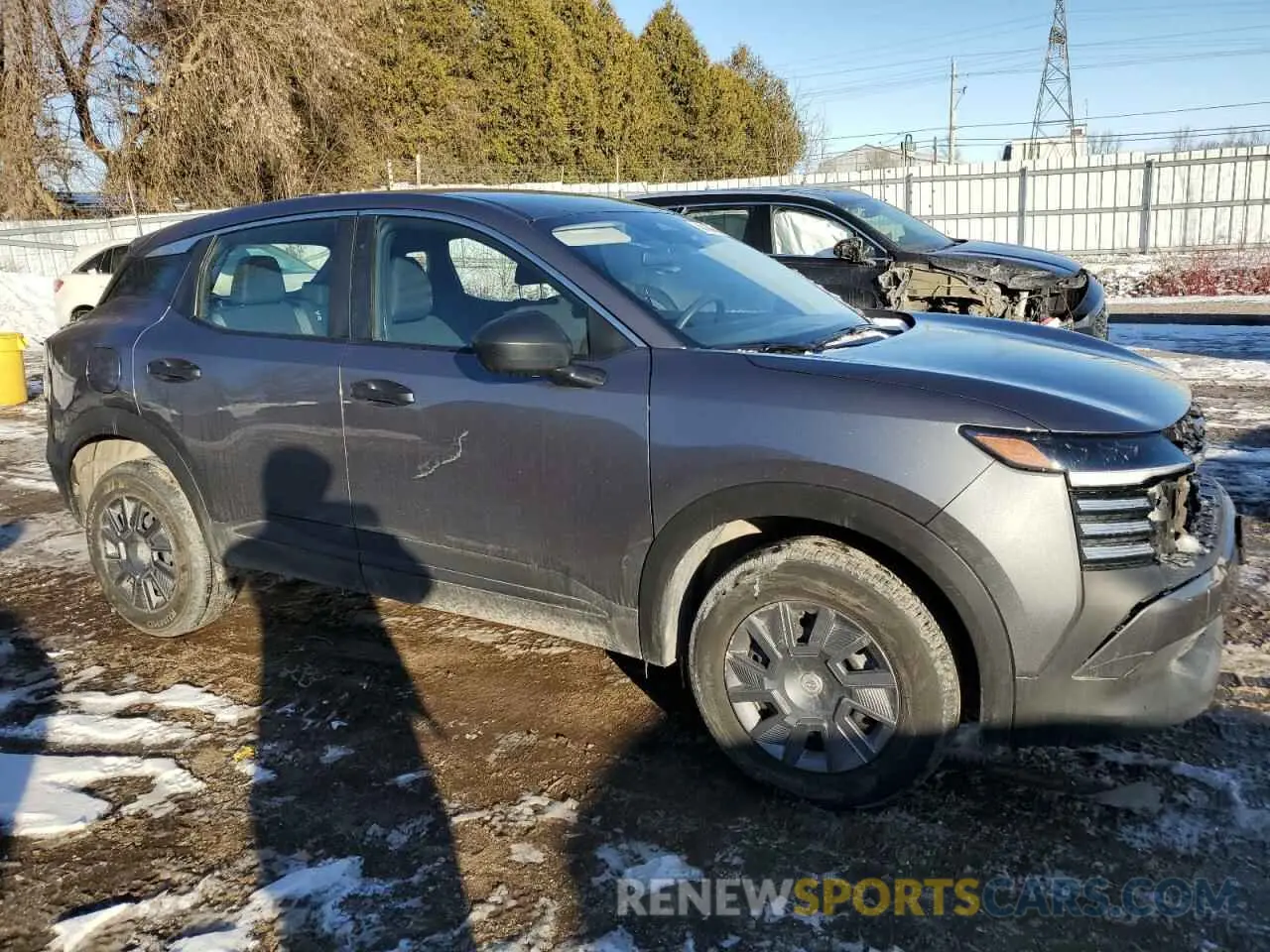4 Photograph of a damaged car 3N8AP6BA4SL310817 NISSAN KICKS 2025