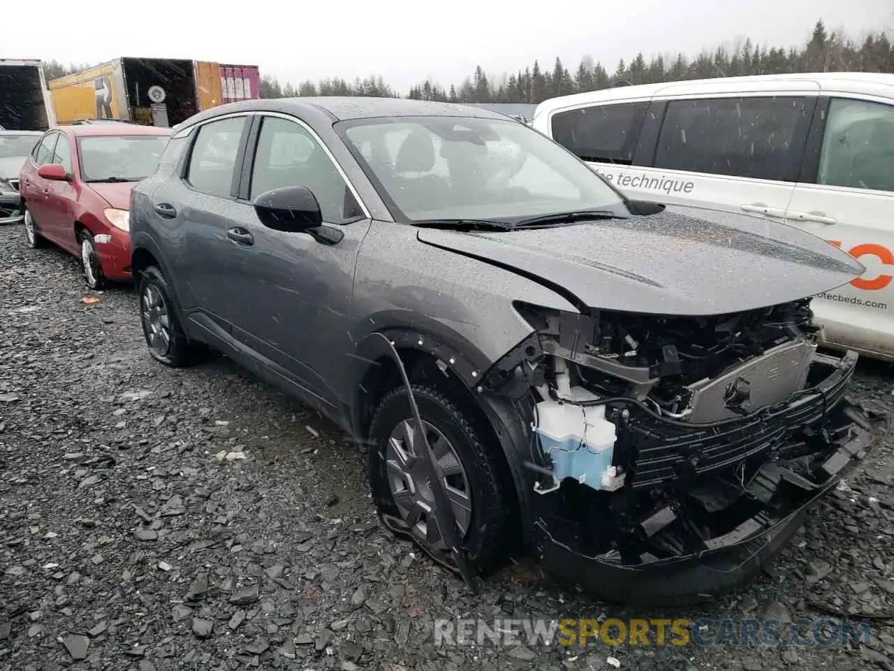 4 Photograph of a damaged car 3N8AP6BA6SL306431 NISSAN KICKS 2025