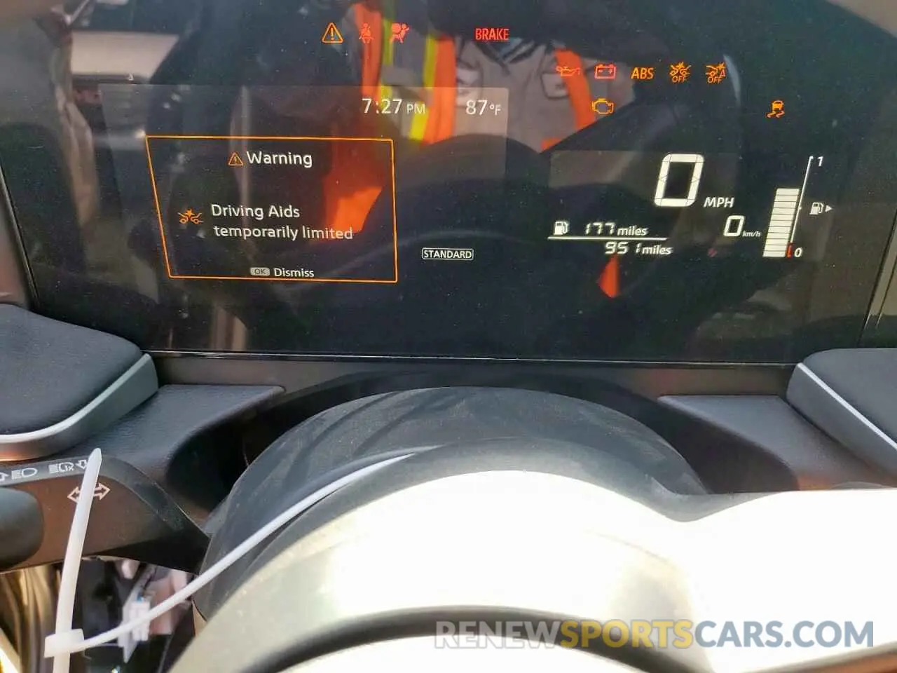9 Photograph of a damaged car 3N8AP6BA6SL356522 NISSAN KICKS 2025