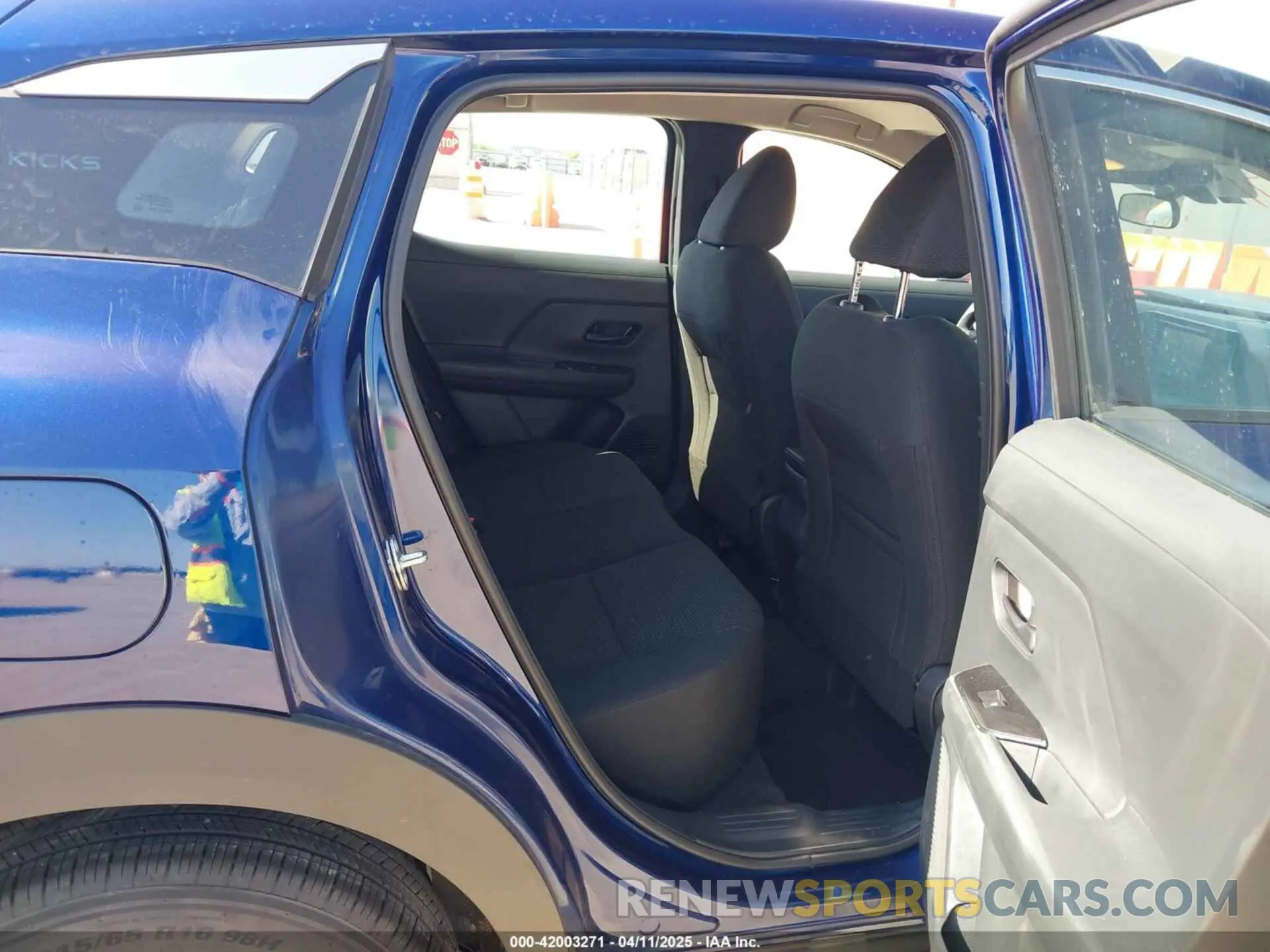 8 Photograph of a damaged car 3N8AP6BA9SL342579 NISSAN KICKS 2025