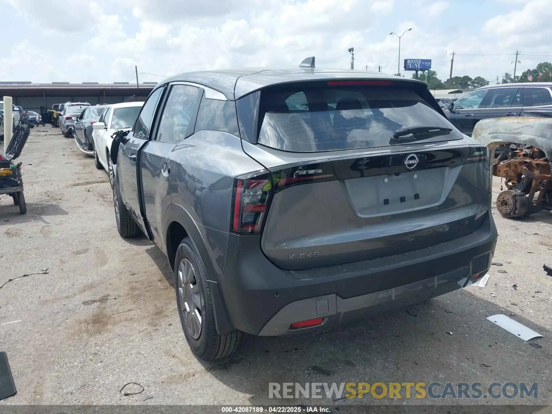 3 Photograph of a damaged car 3N8AP6BA9SL371080 NISSAN KICKS 2025
