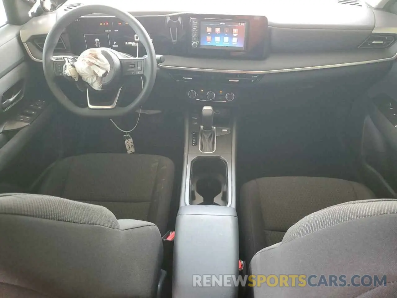 8 Photograph of a damaged car 3N8AP6BAXSL366664 NISSAN KICKS 2025