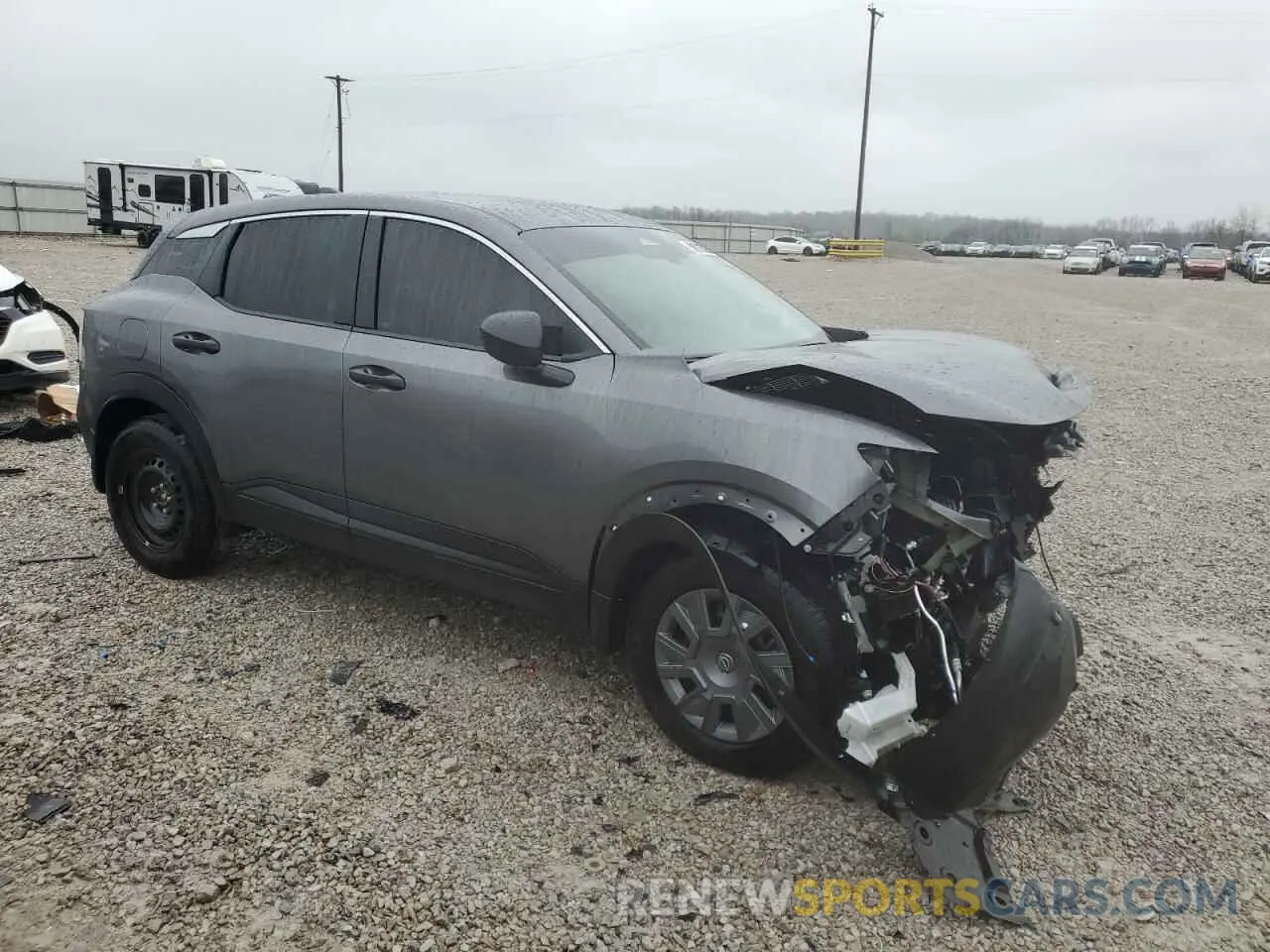 4 Photograph of a damaged car 3N8AP6BB1SL319774 NISSAN KICKS 2025