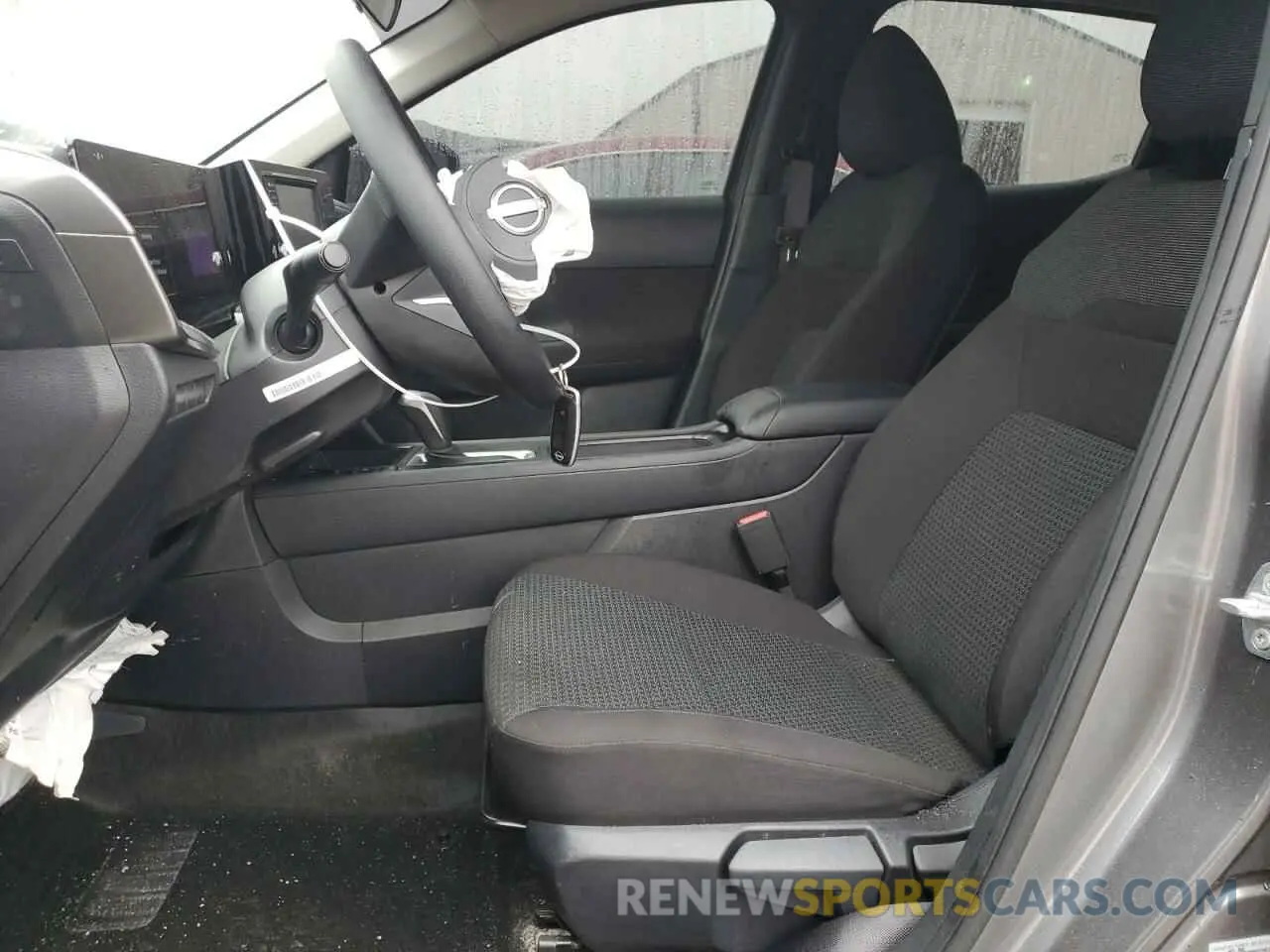 7 Photograph of a damaged car 3N8AP6BB1SL319774 NISSAN KICKS 2025