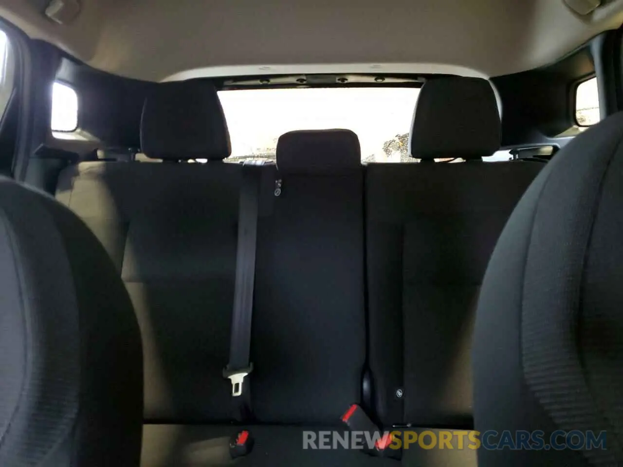 10 Photograph of a damaged car 3N8AP6BB1SL344691 NISSAN KICKS 2025