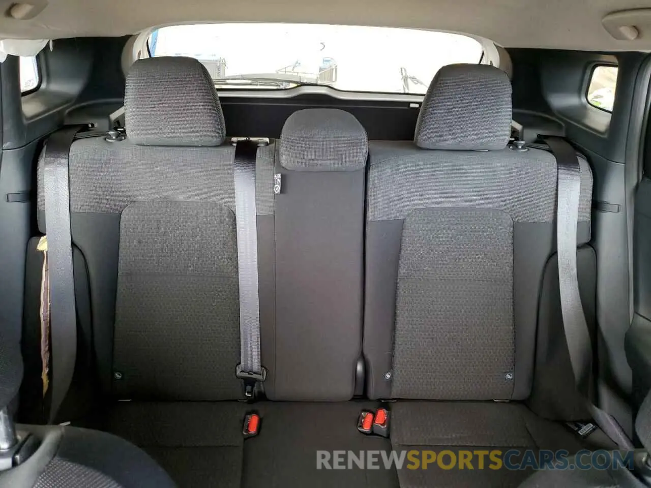 10 Photograph of a damaged car 3N8AP6BB4SL382903 NISSAN KICKS 2025