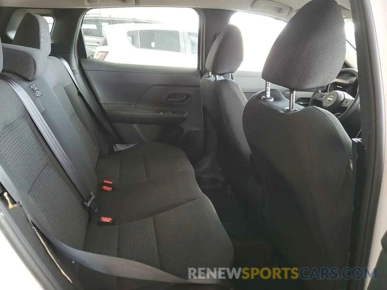 11 Photograph of a damaged car 3N8AP6BB4SL382903 NISSAN KICKS 2025